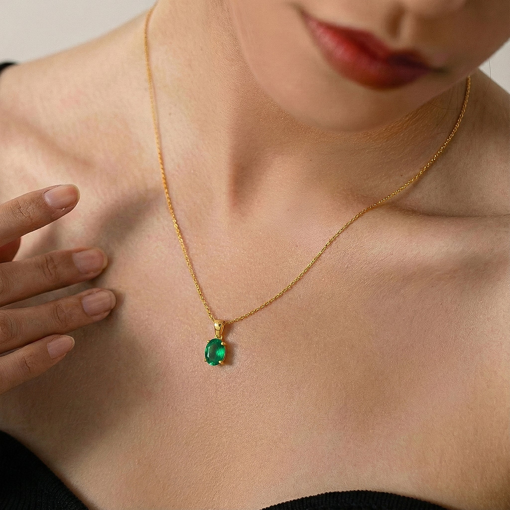 Emerald Solitaire Pendant Necklace in Yellow Gold Plated 9x7 MM 1.4ct