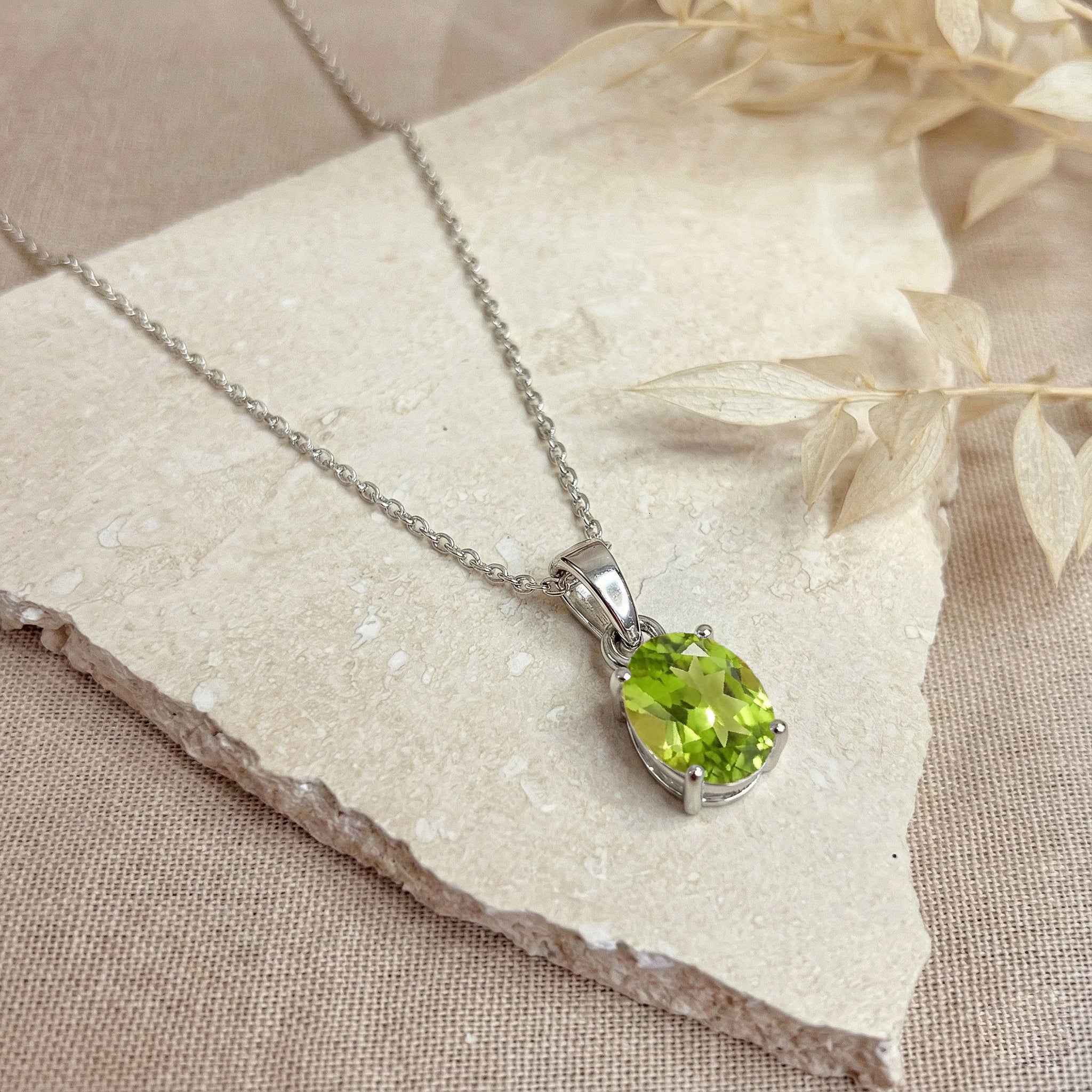 Peridot Solitaire Pendant Necklace in 925 Sterling Silver 9x7 MM 1.4ct