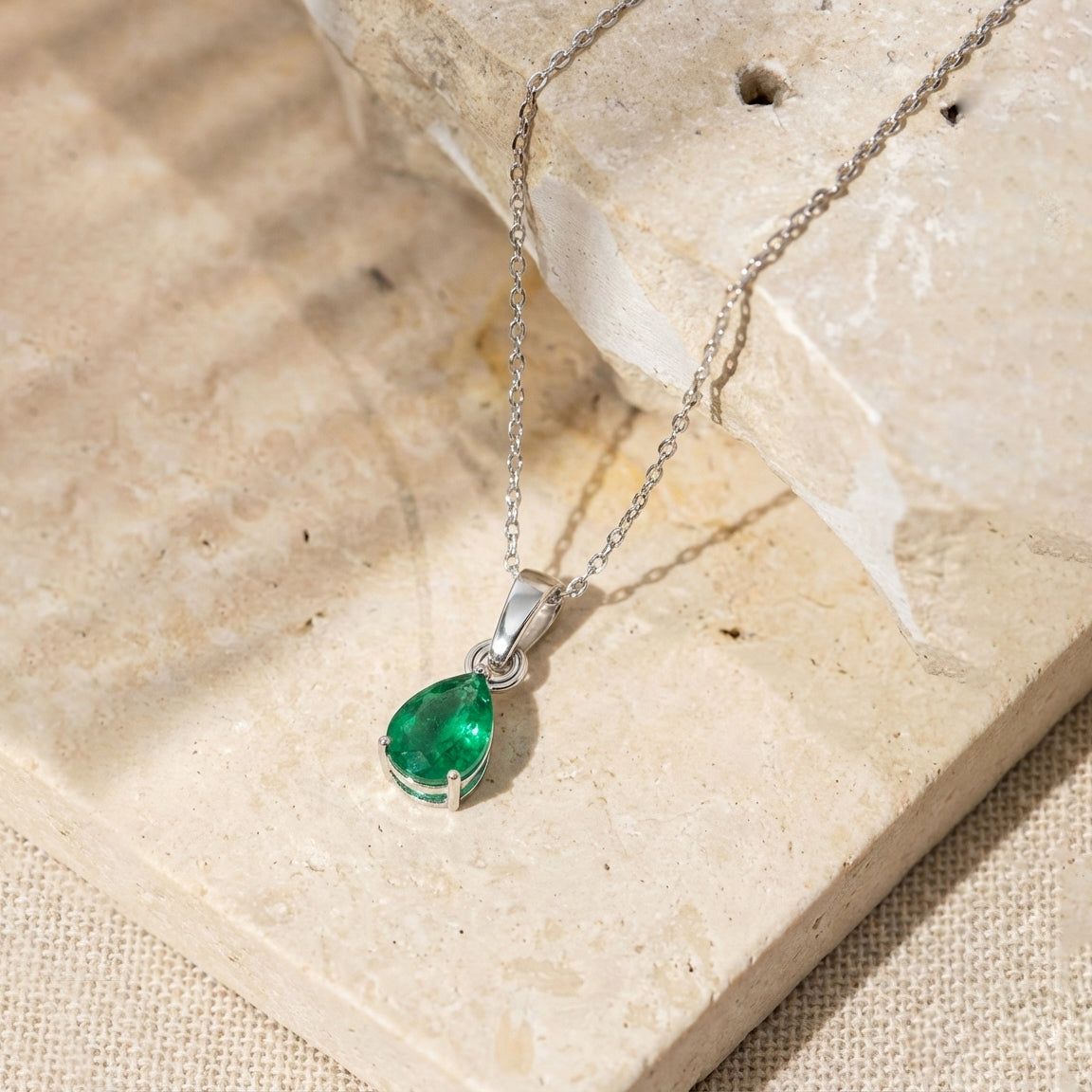 Emerald Pear Solitaire Teardrop Pendant Necklace in 925 Sterling Silver 9x7 MM 1.4ct