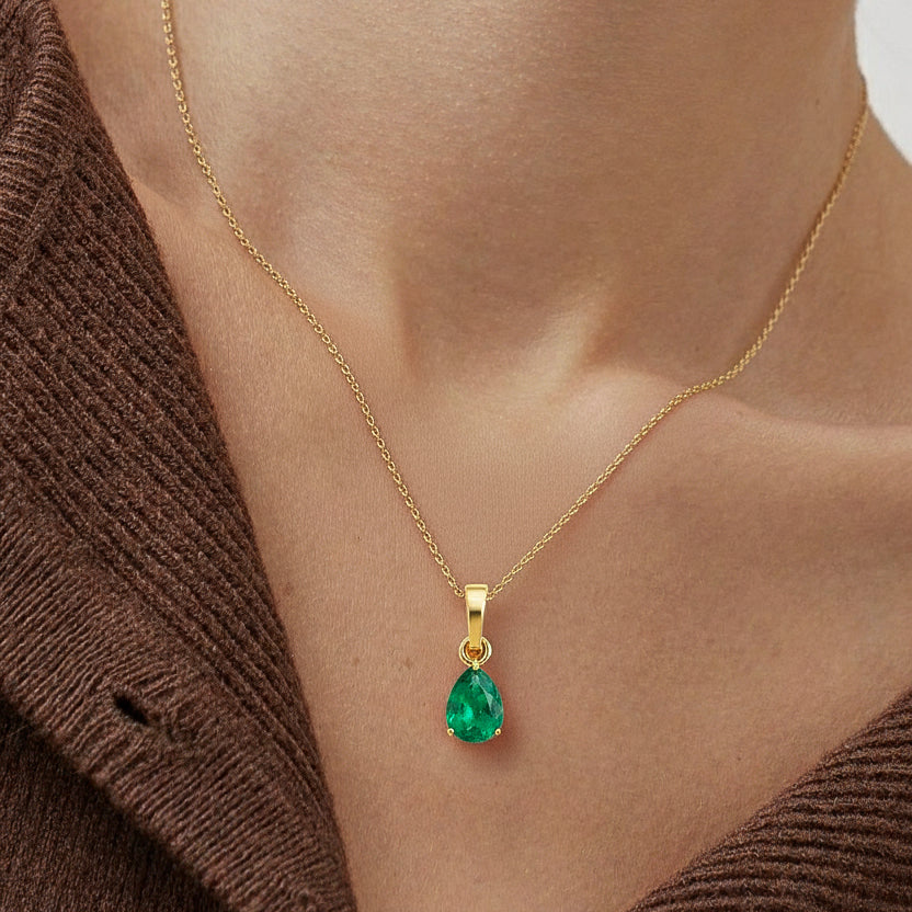 Emerald Pear Solitaire Teardrop Pendant Necklace in Yellow Gold Plated 9x7 MM 1.4ct