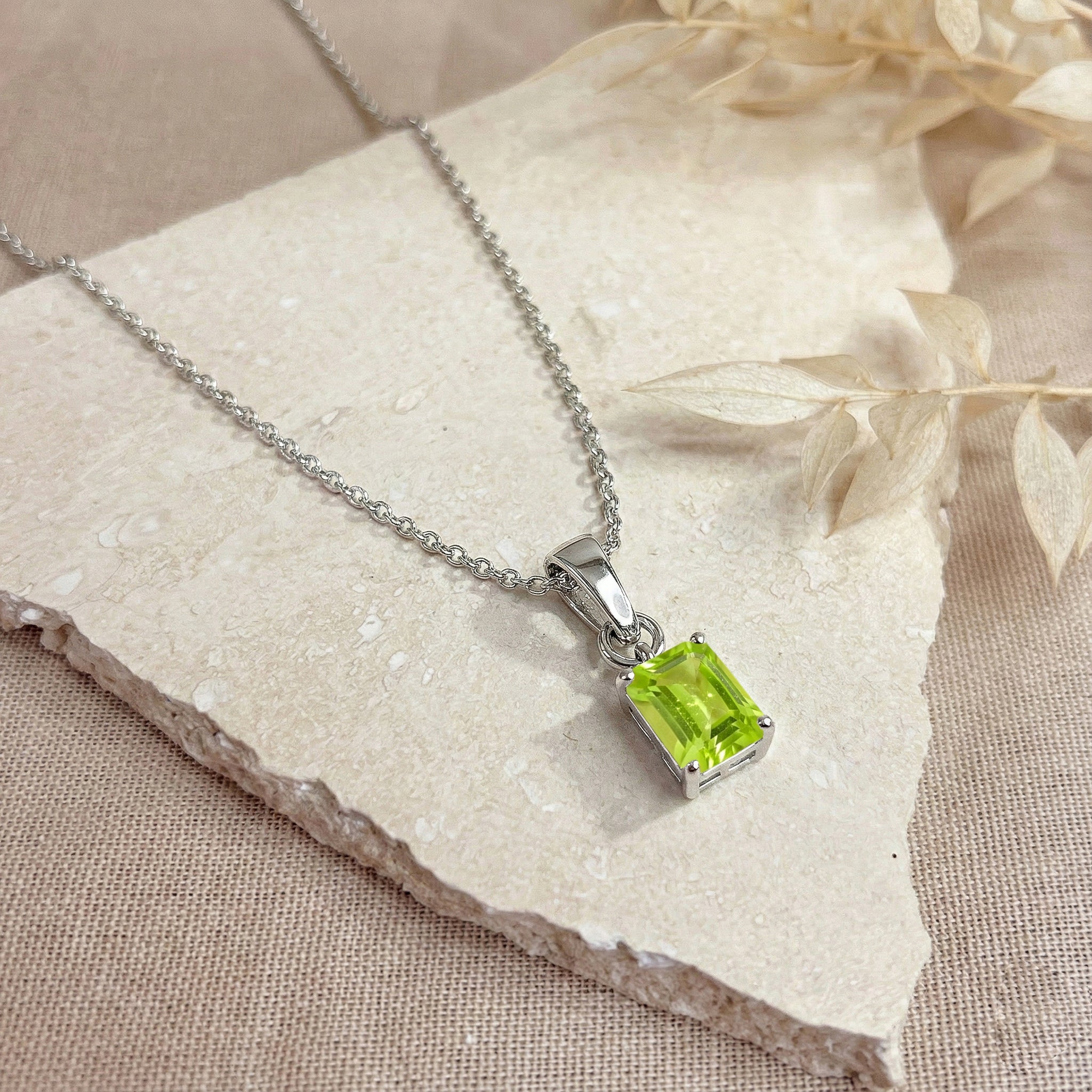 Peridot Octagon Solitaire Pendant Necklace in 925 Sterling Silver 9x7 MM 1.4ct