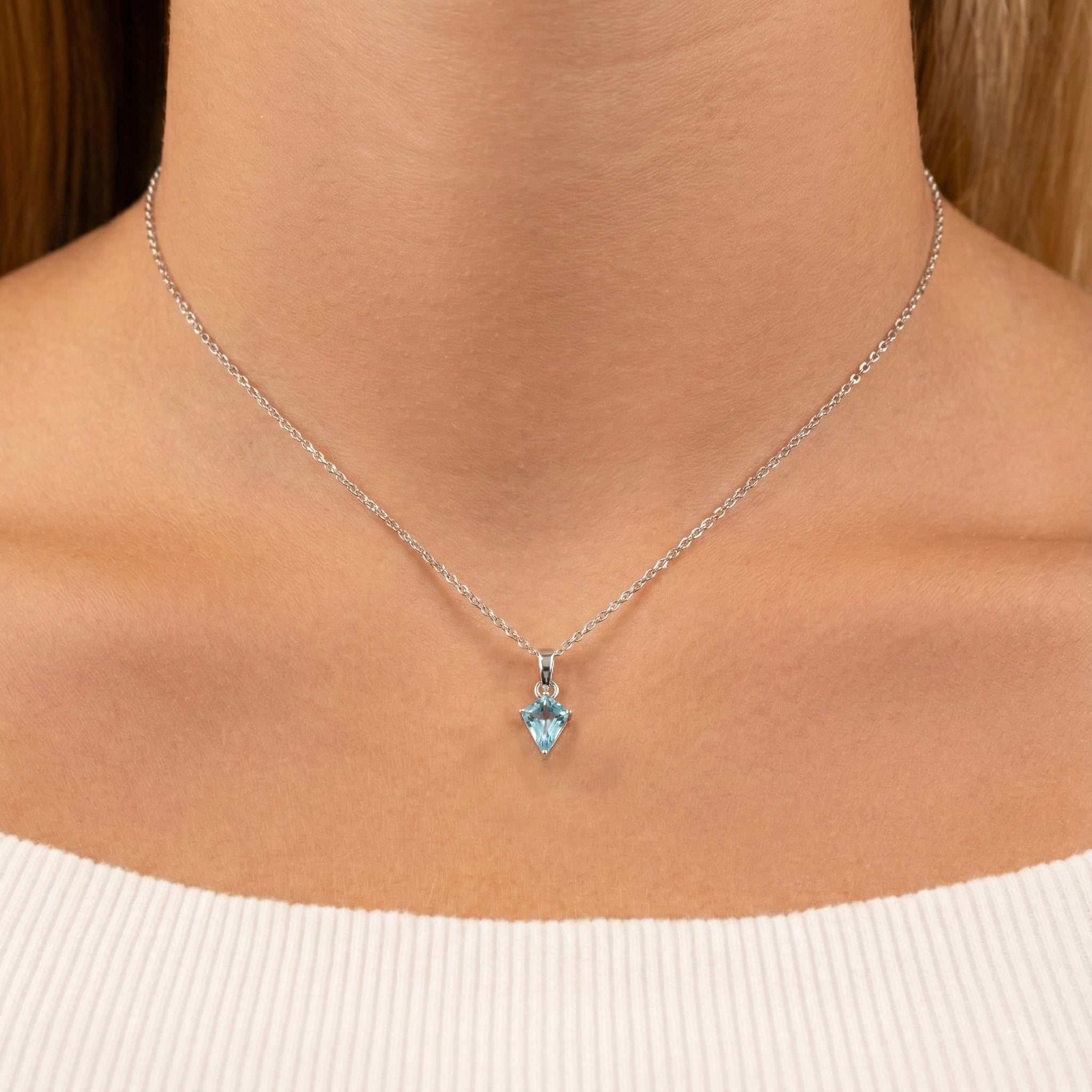 Aquamarine Solitaire Kite Pendant Necklace in 925 Sterling Silver 1.4ct