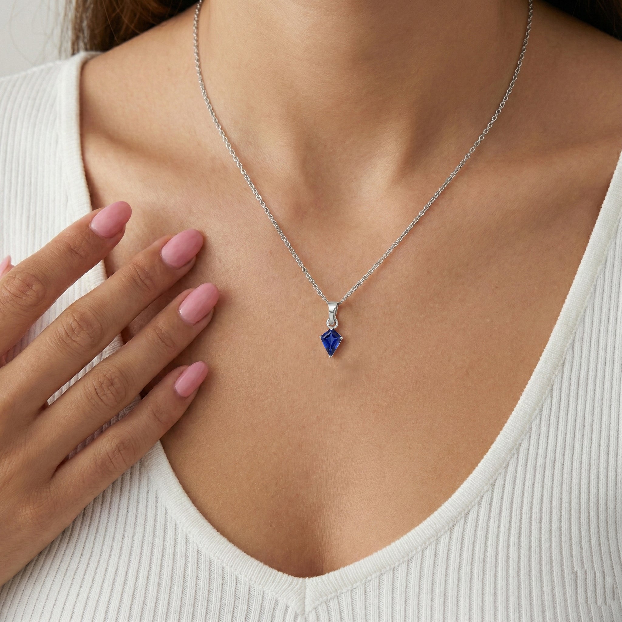Blue Sapphire Solitaire Kite Pendant Necklace in 925 Sterling Silver 1.4ct