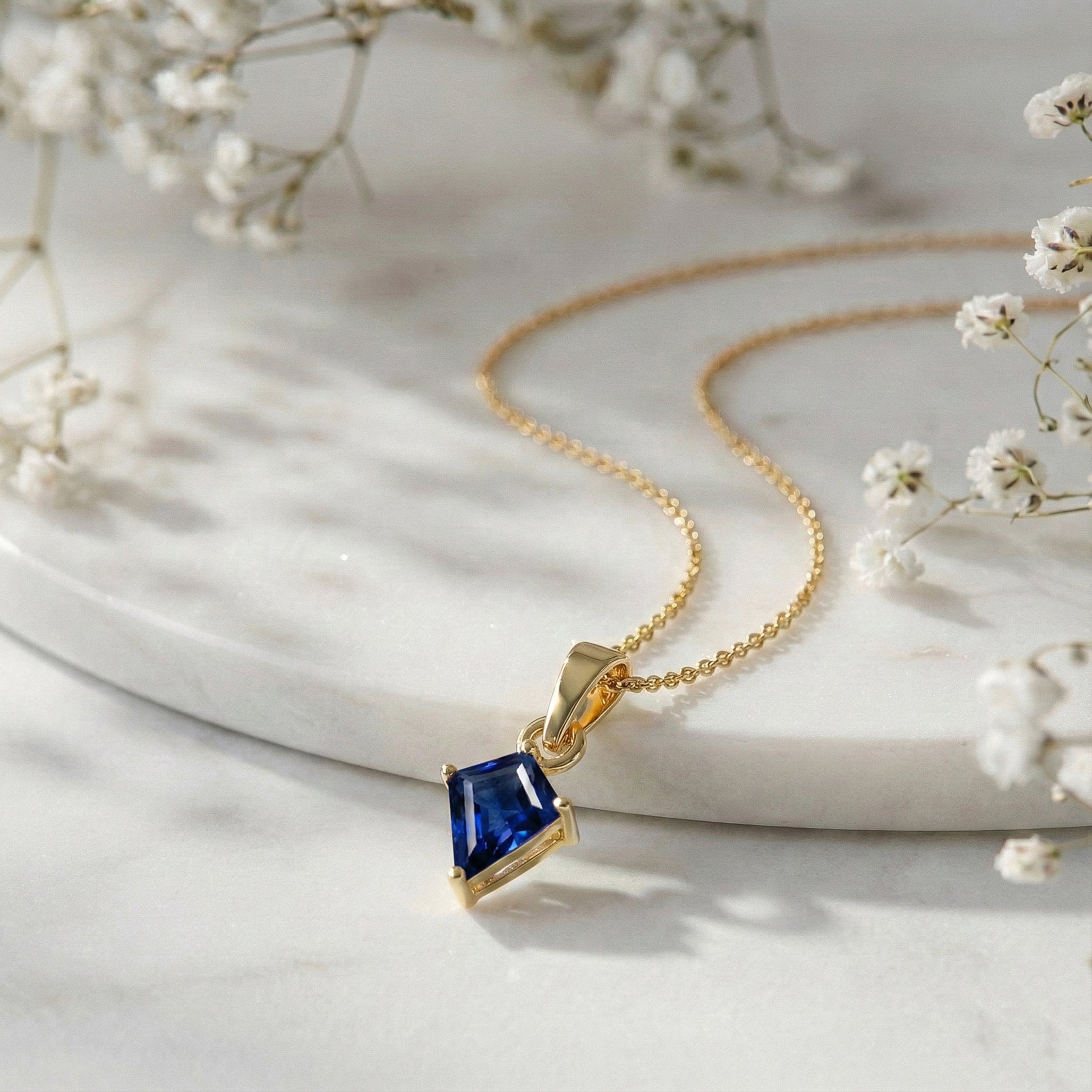 Blue Sapphire Solitaire Kite Pendant Necklace in 925 Sterling Silver 1.4ct