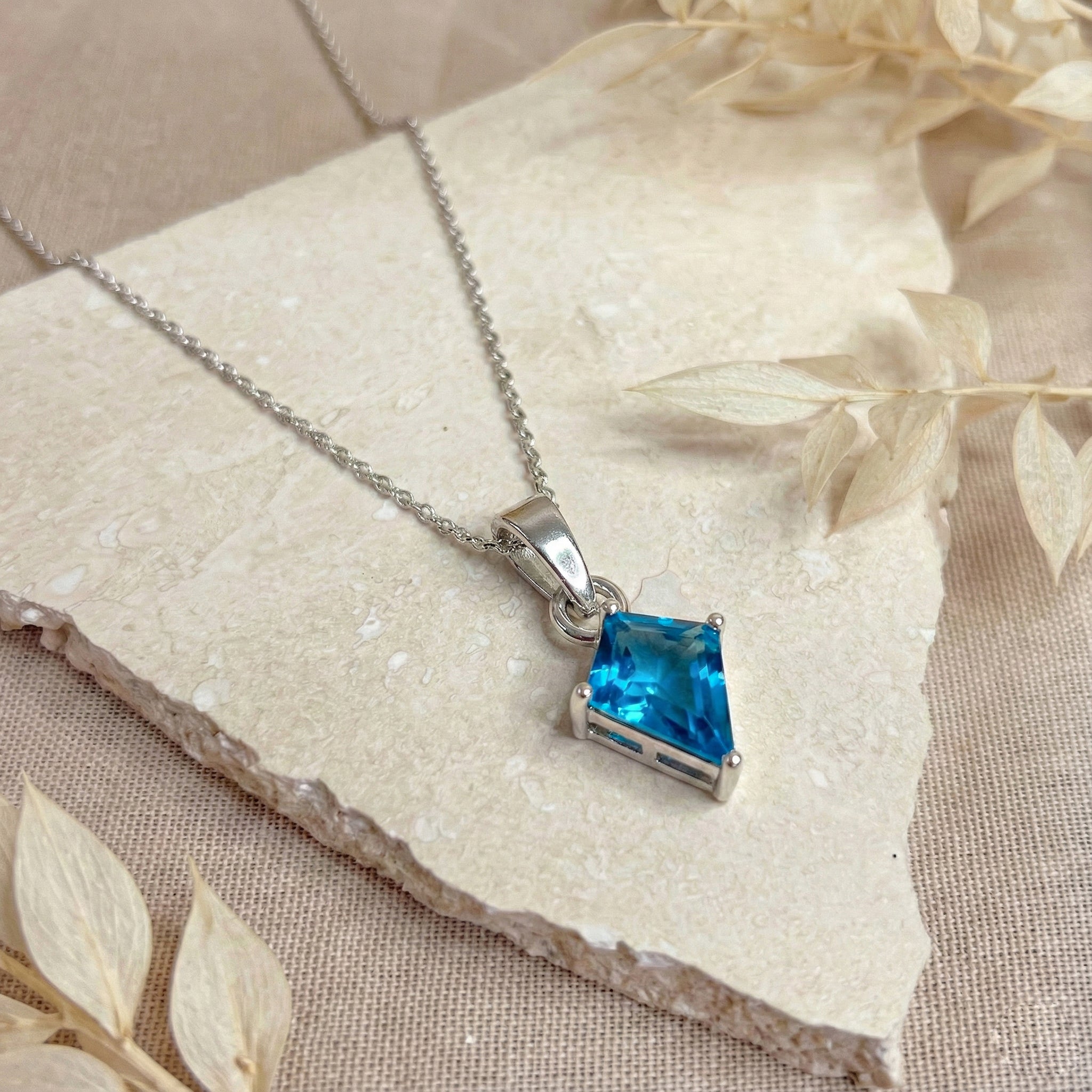 Natural Blue Topaz Kite Solitaire Pendant Necklace in 925 Sterling Silver 1.4ct