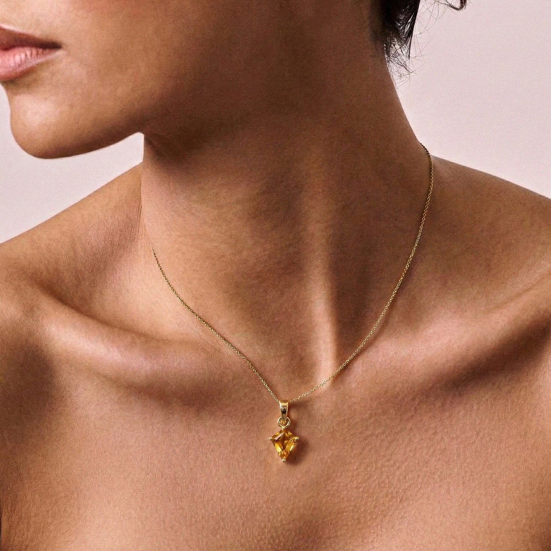 Citrine Kite Solitaire Pendant Necklace in Yellow Gold Plated 1.4ct