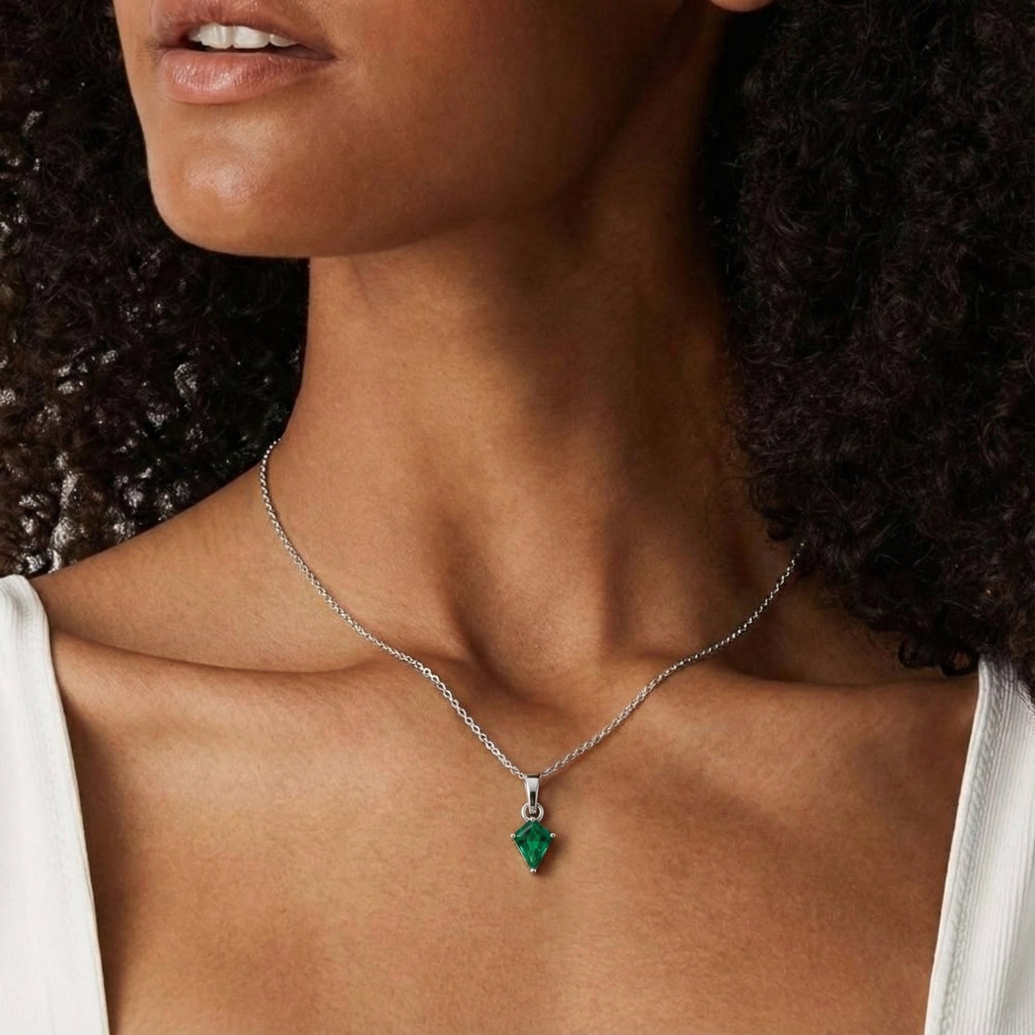 Emerald Kite Solitaire Pendant Necklace in 925 Sterling Silver 1.4ct