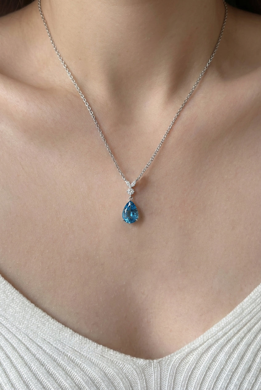 Natural Blue Topaz Pear Teardrop Pendant Necklace in 925 Sterling Silver 1.7ct