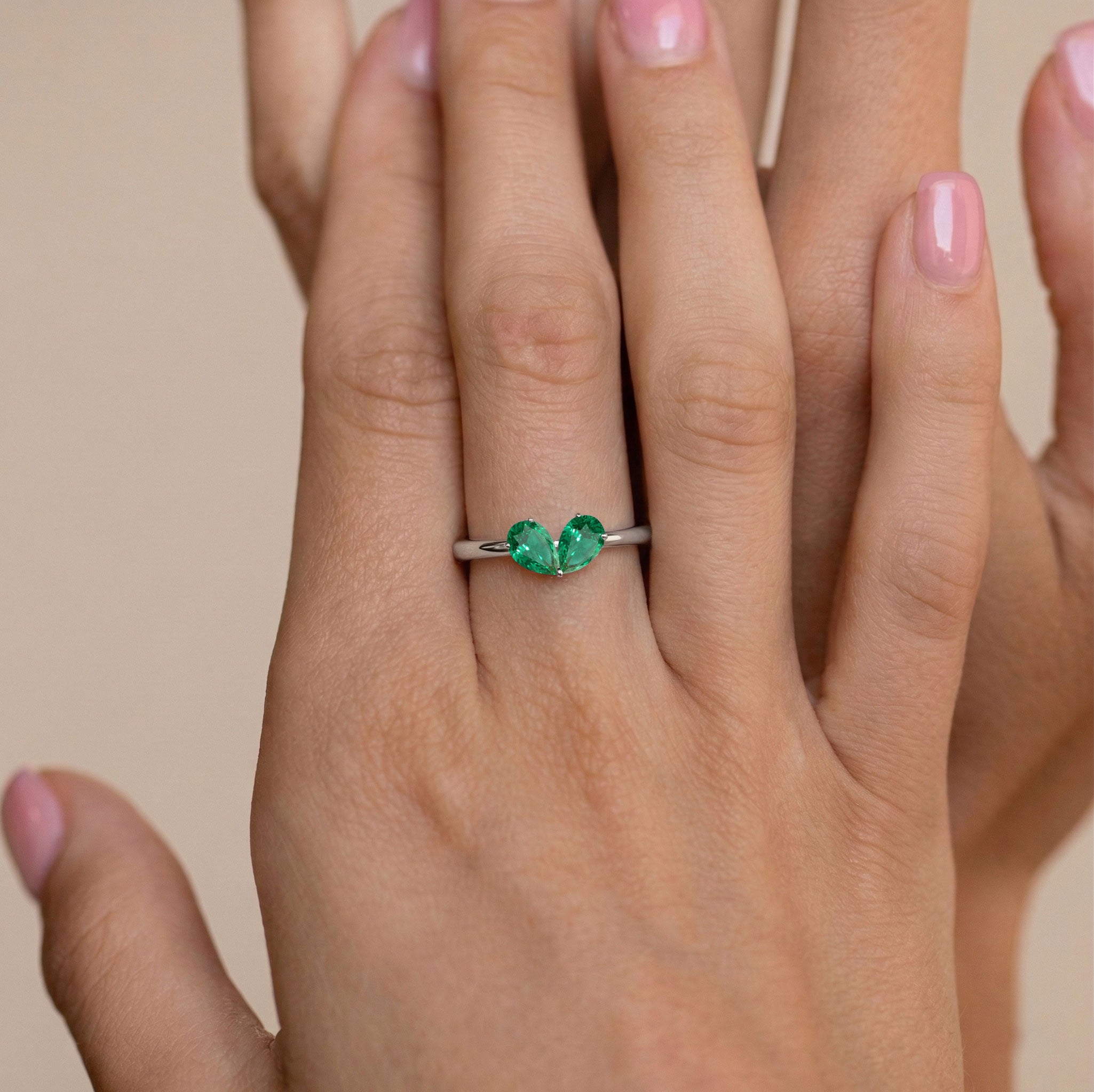 Emerald Gemstone Pear Shpaed Ring for her in 925 Sterling Silver and Yellow Gold Filled