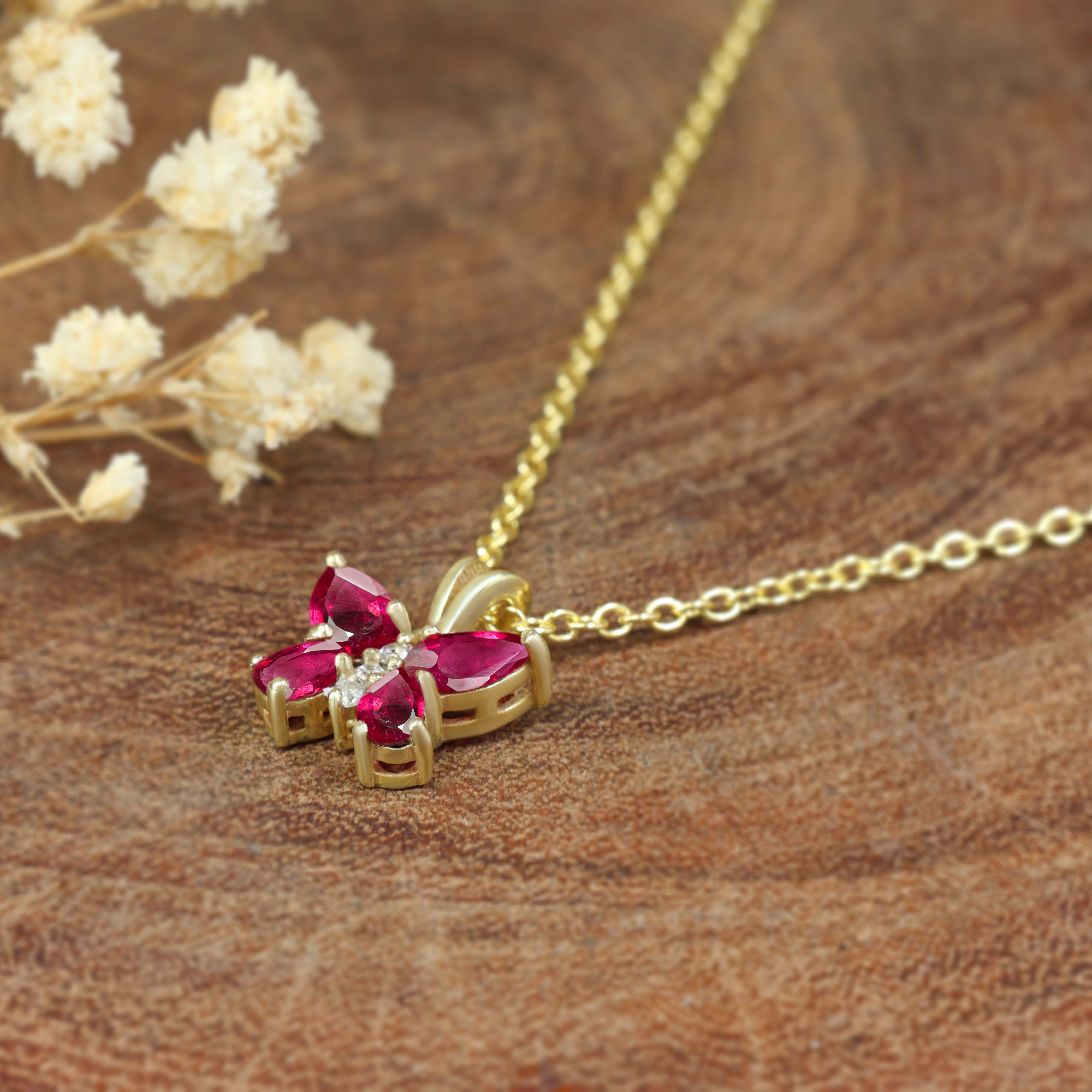 RUBY NECKLACE