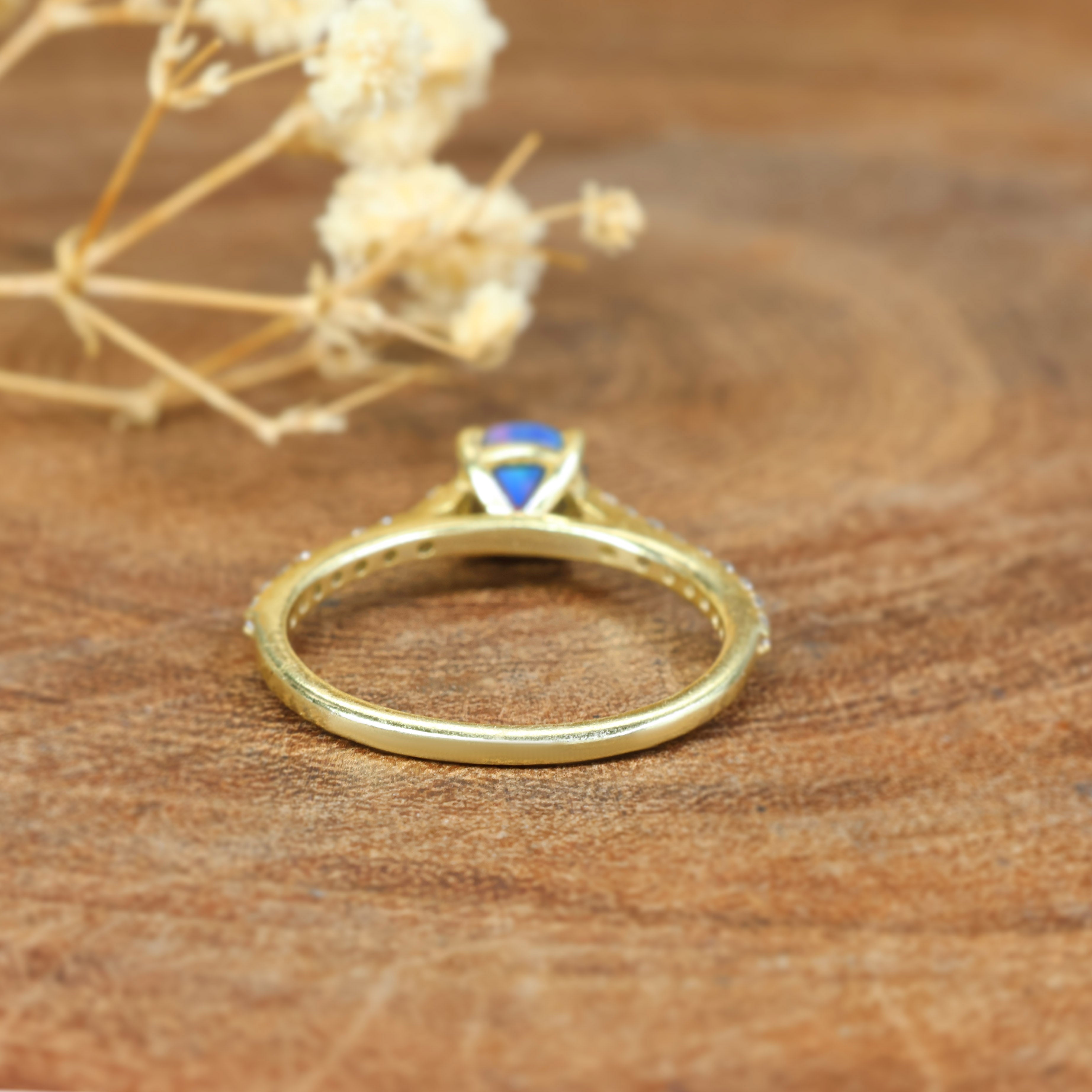 BLUE OPAL RING