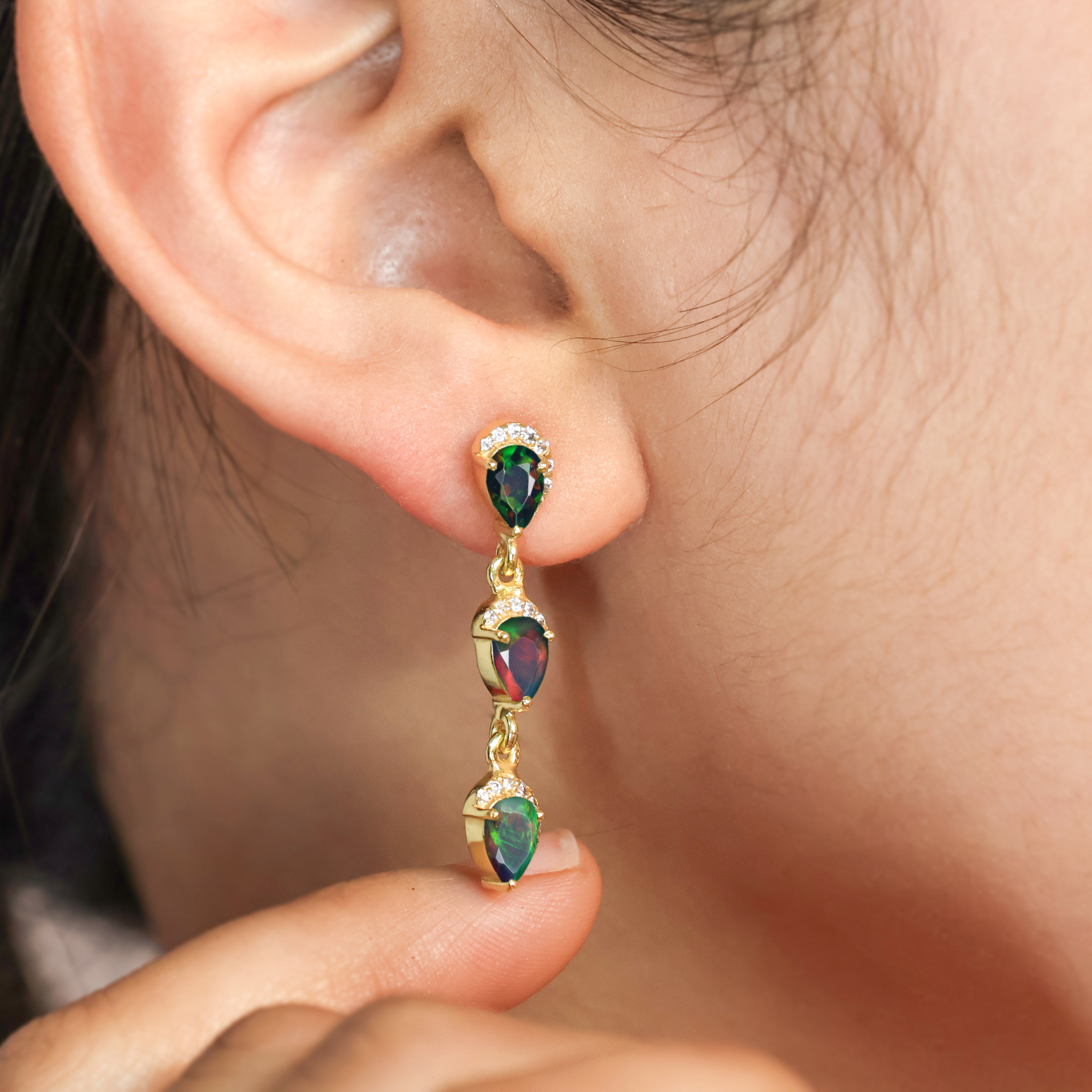 BLACK OPAL EARRING