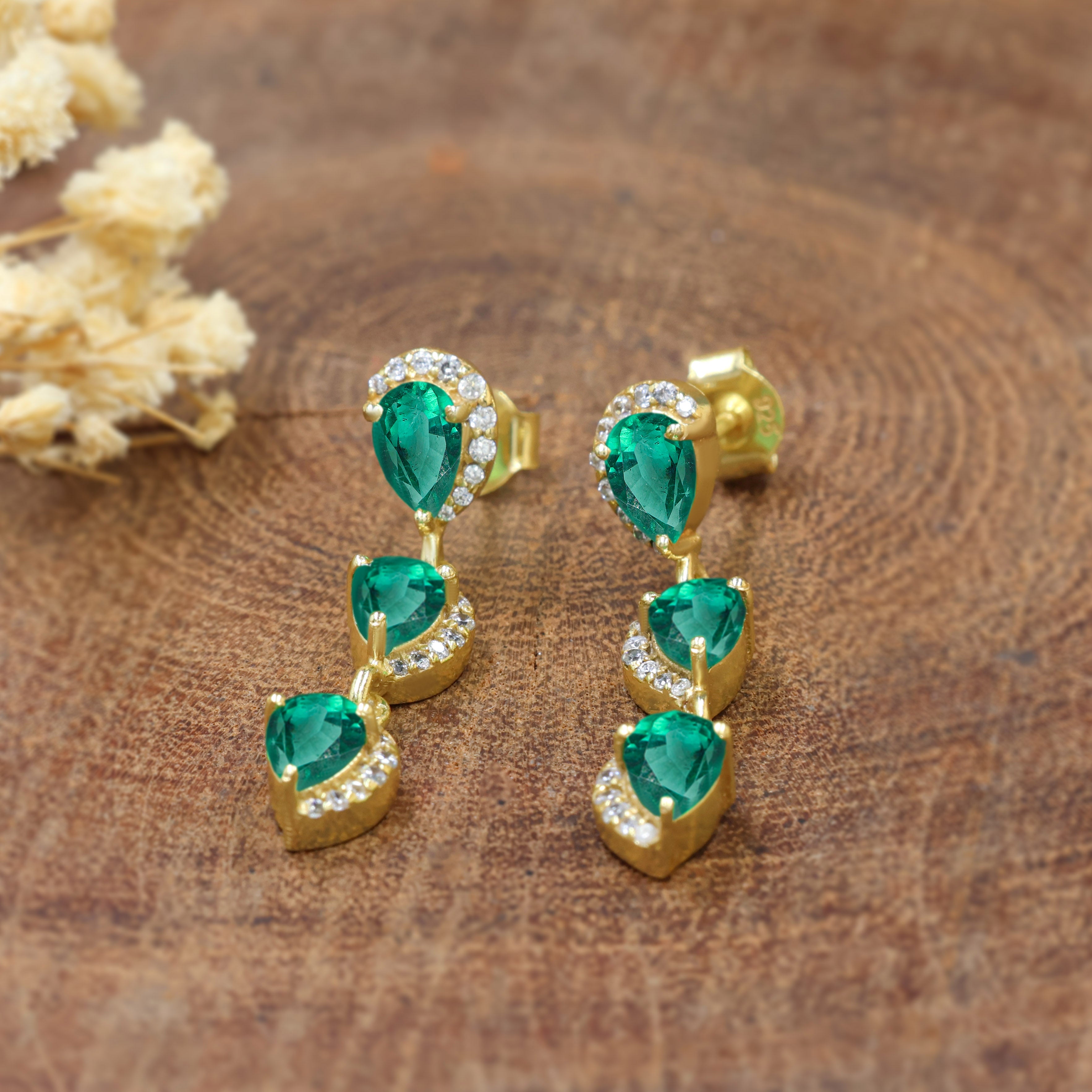 EMERALD EARRING