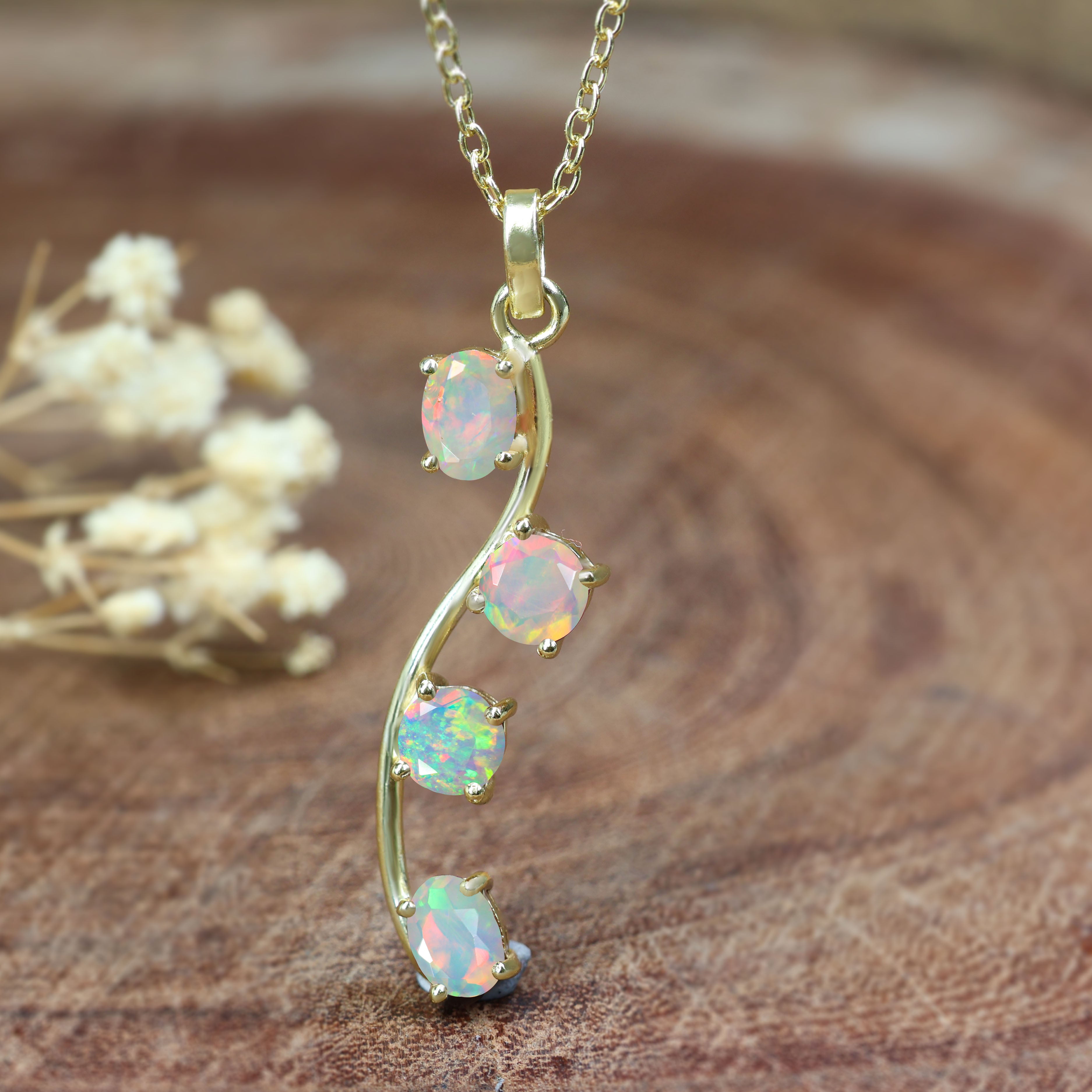 WHITE OPAL NECKLACE