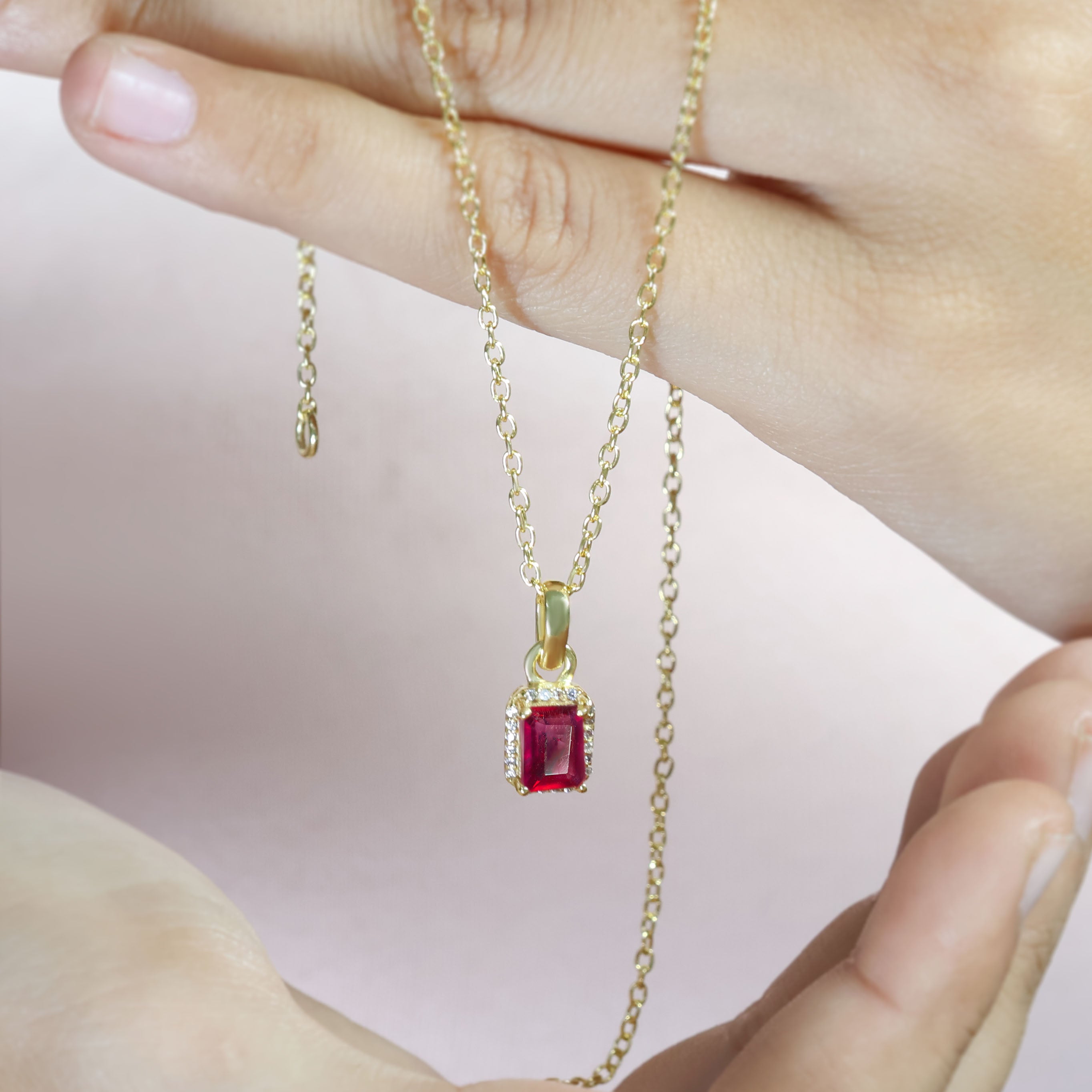 RUBY NECKLACE
