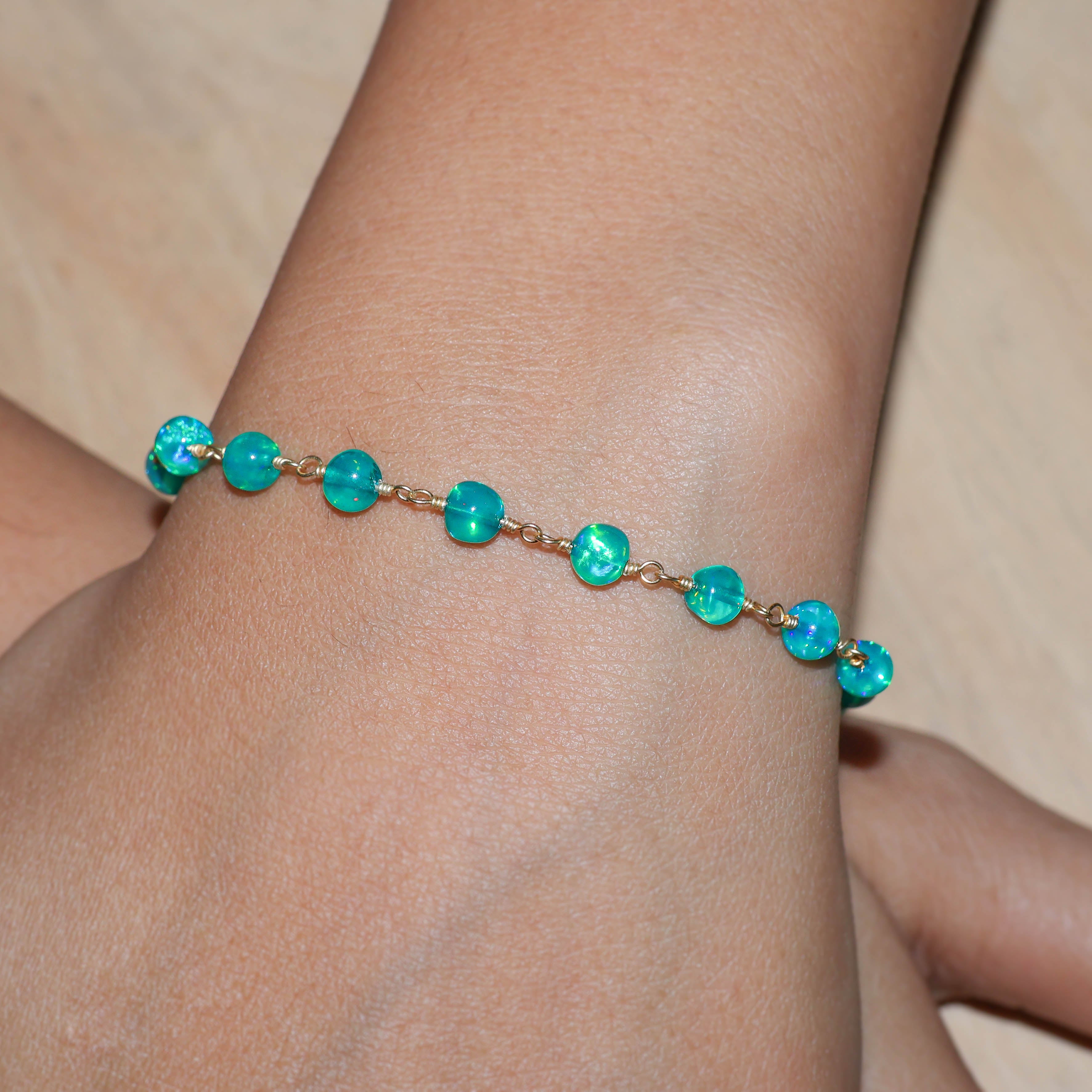 GREEN OPAL BEADED BRACELET