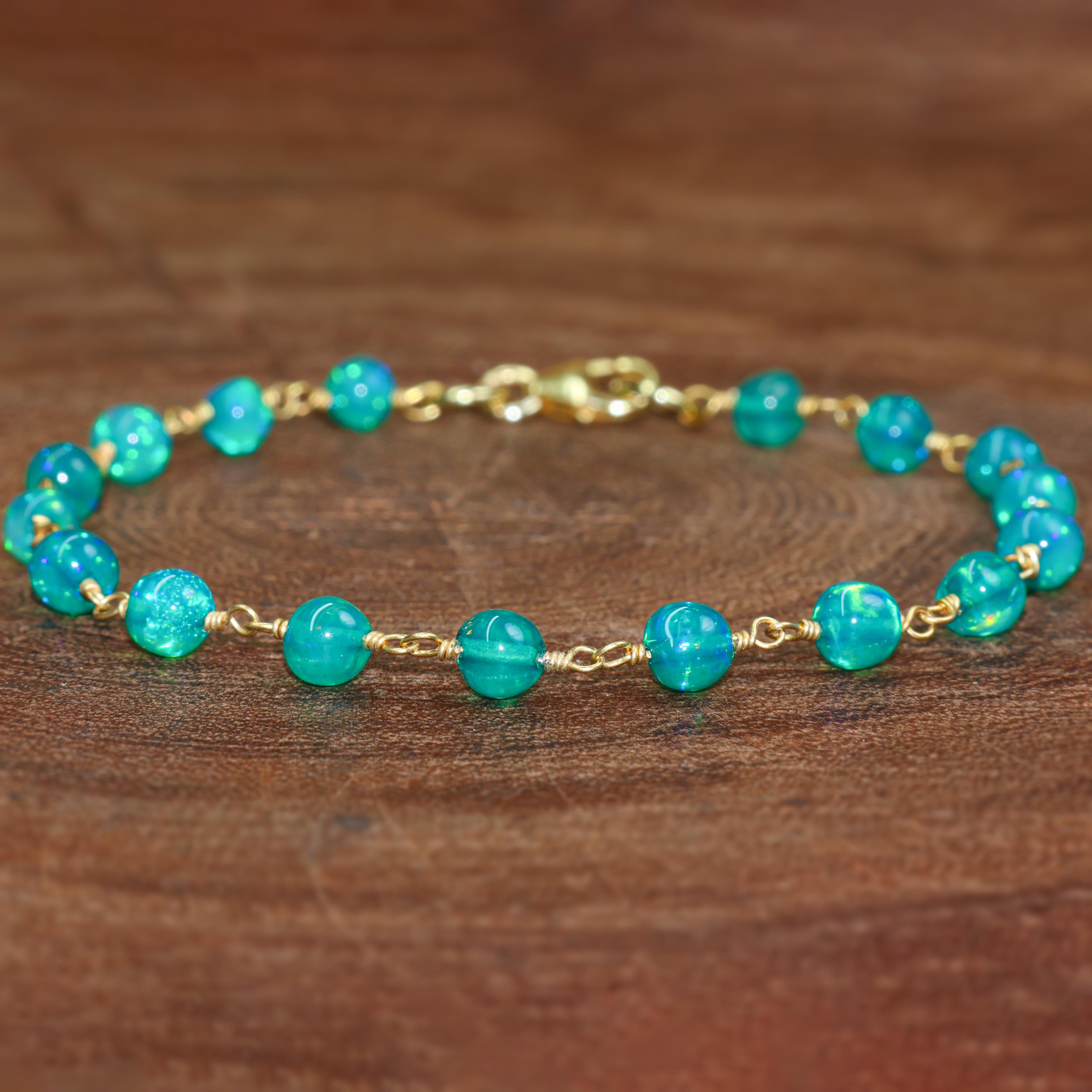 GREEN OPAL BEADED BRACELET