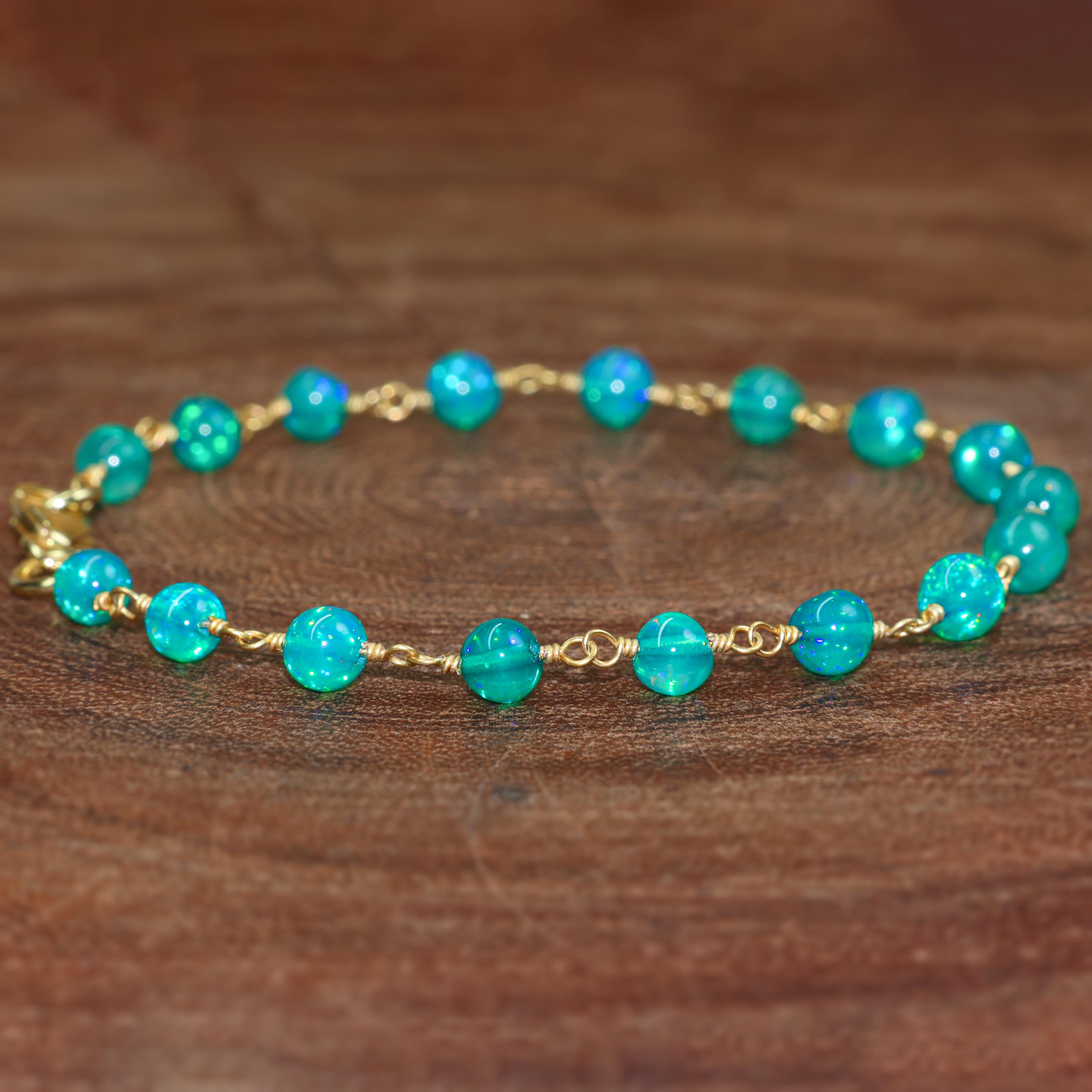 GREEN OPAL BEADED BRACELET