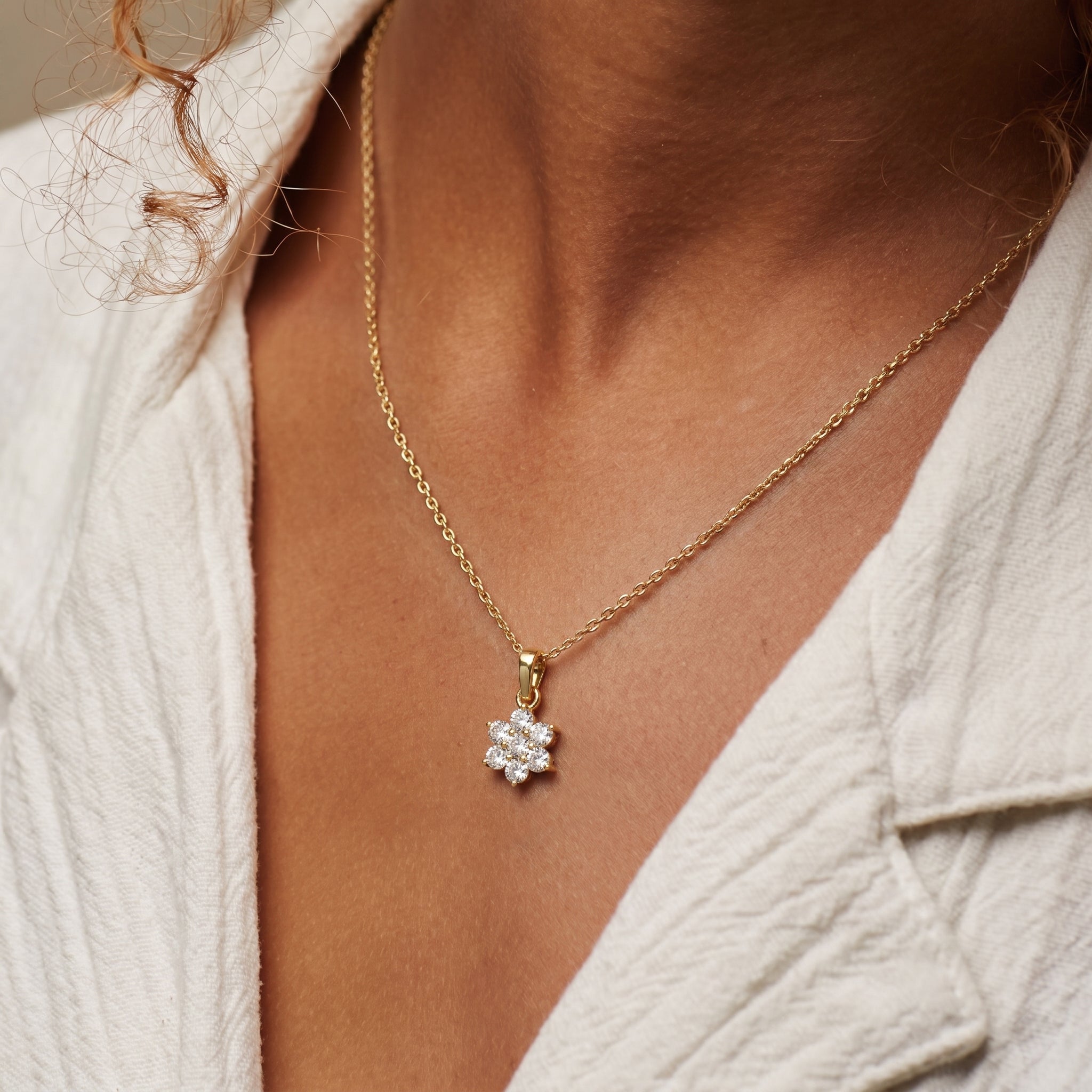 Bridal inspired luxury moissanite flower necklace with gold filled details