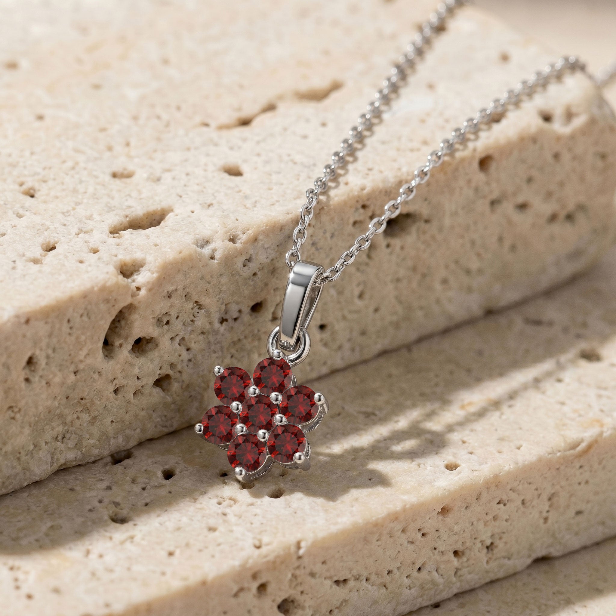 Luxury garnet flower pendant jewelry with elegant craftsmanship