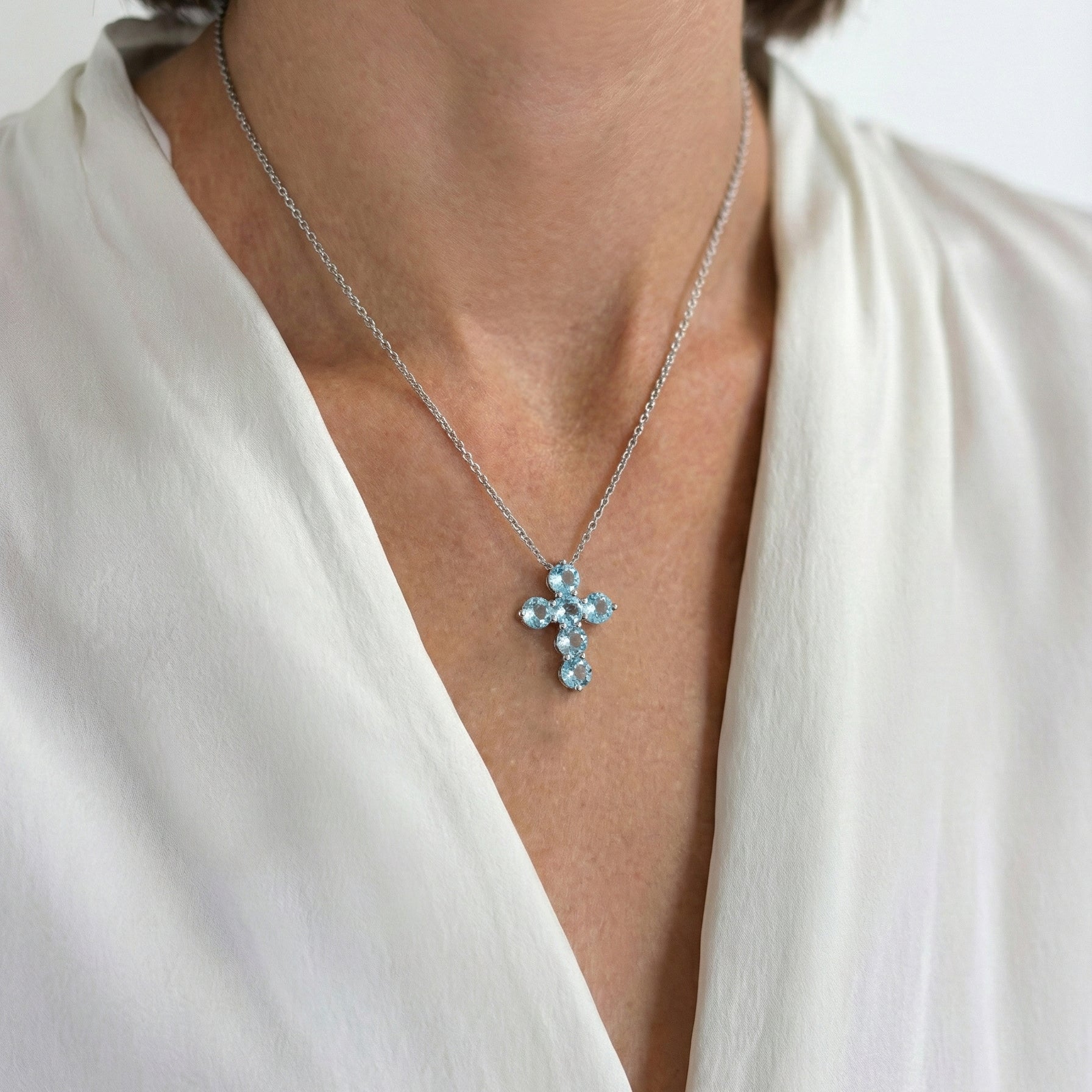 Aquamarine Round Cross Pendant Necklace in 925 Sterling Silver 3.90ct