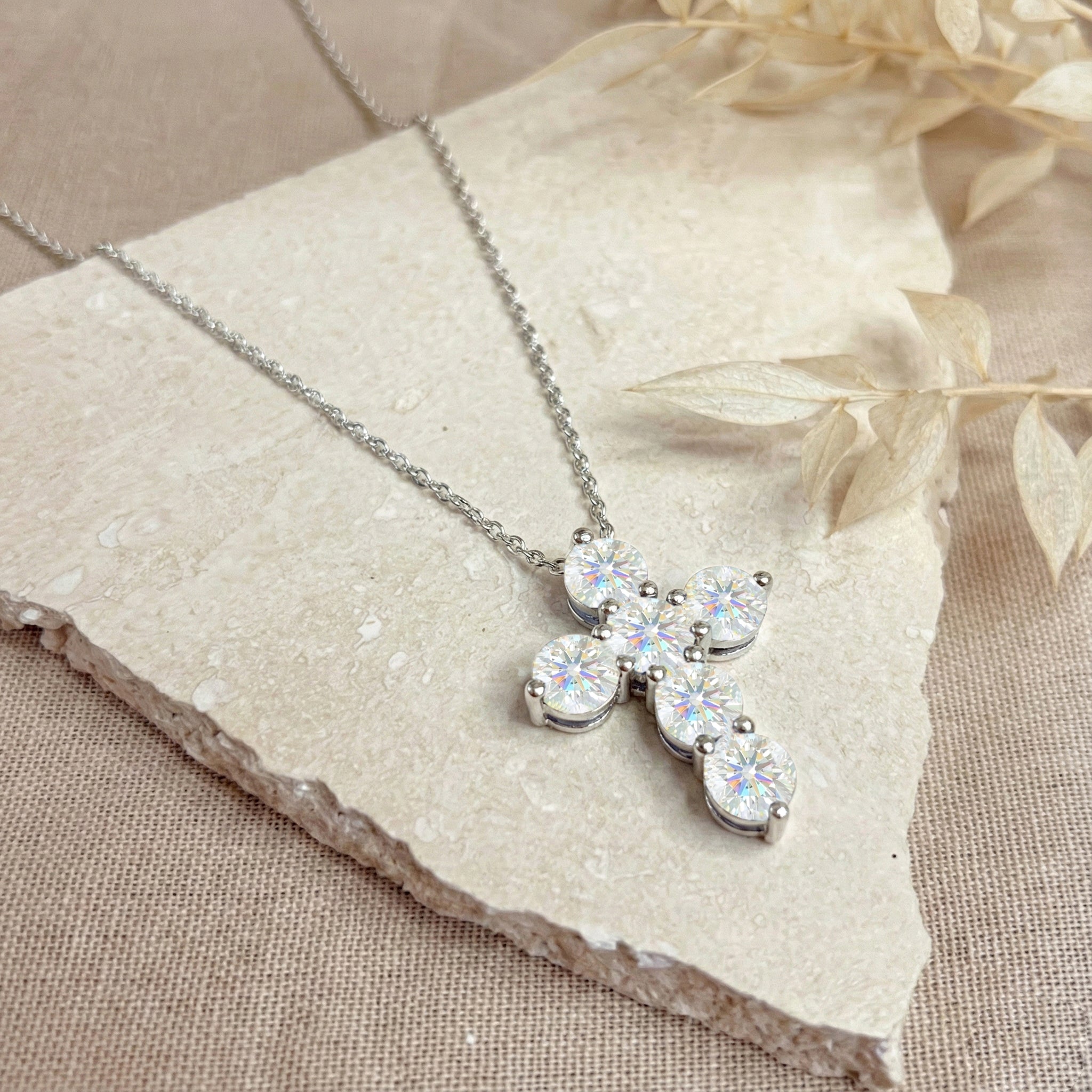 Simulated Diamond Round Cross Pendant Necklace in 925 Sterling Silver 3.90ct