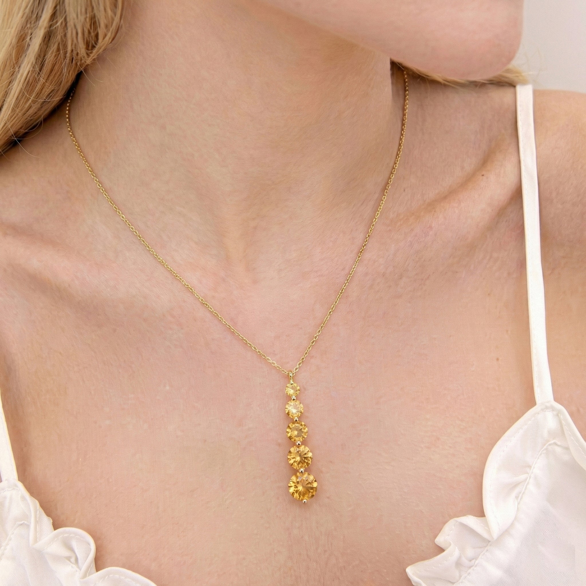 Citrine Round 5 Stone Bar Pendant Necklace in Yellow Gold Plated 3.90ct