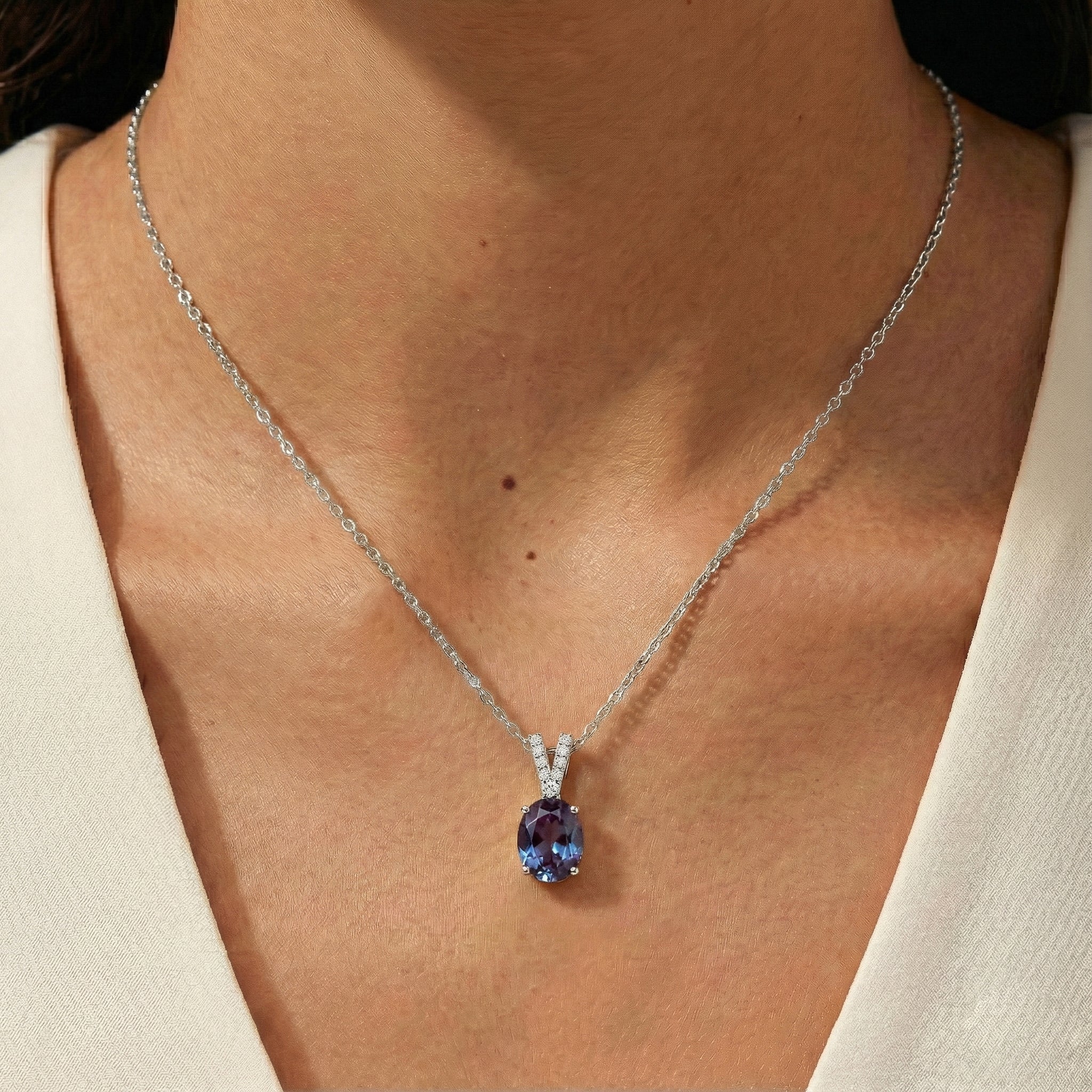 Alexandrite Solitaire Pendant Necklace in 925 Sterling Silver 1.2ct