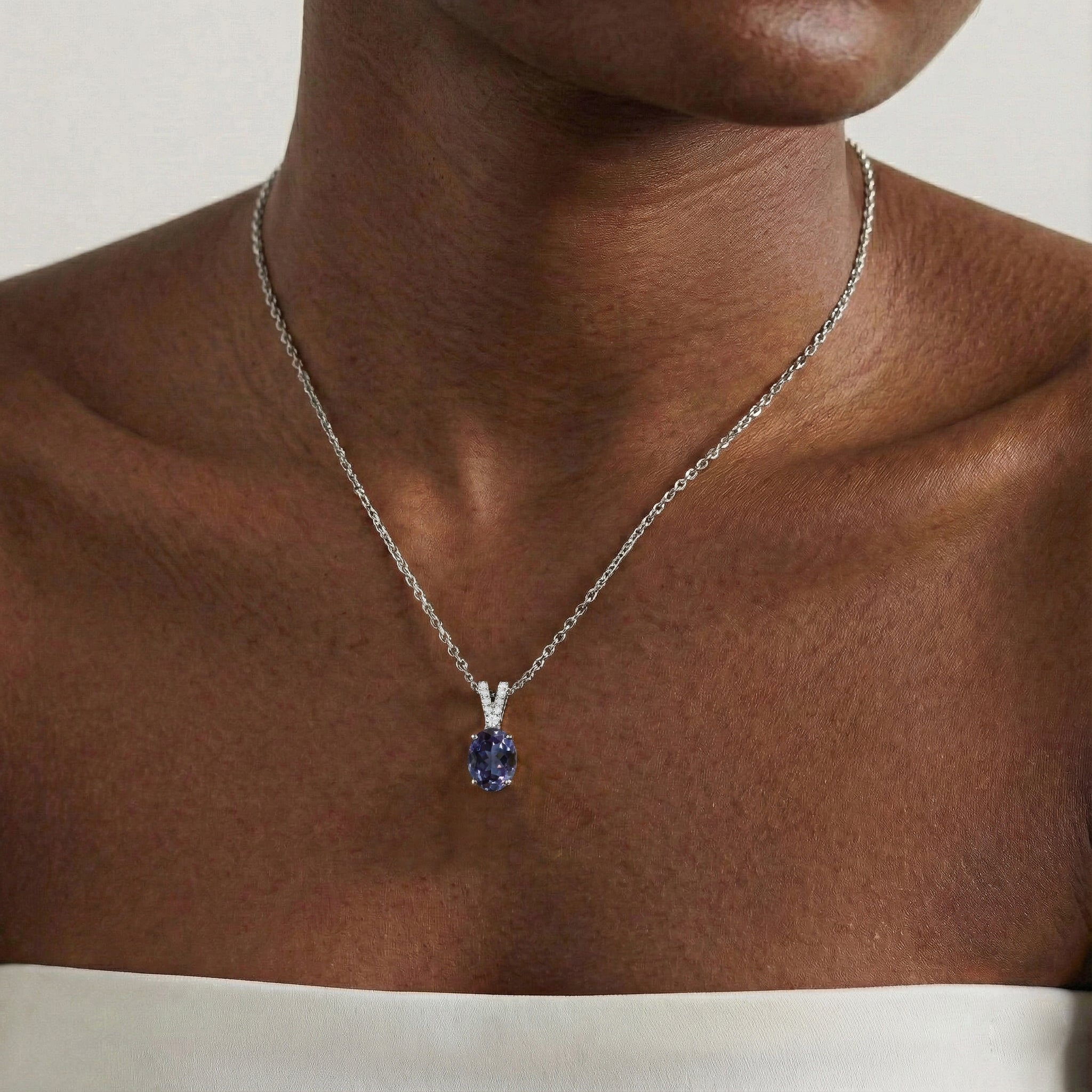 Alexandrite Solitaire Pendant Necklace in 925 Sterling Silver 1.2ct