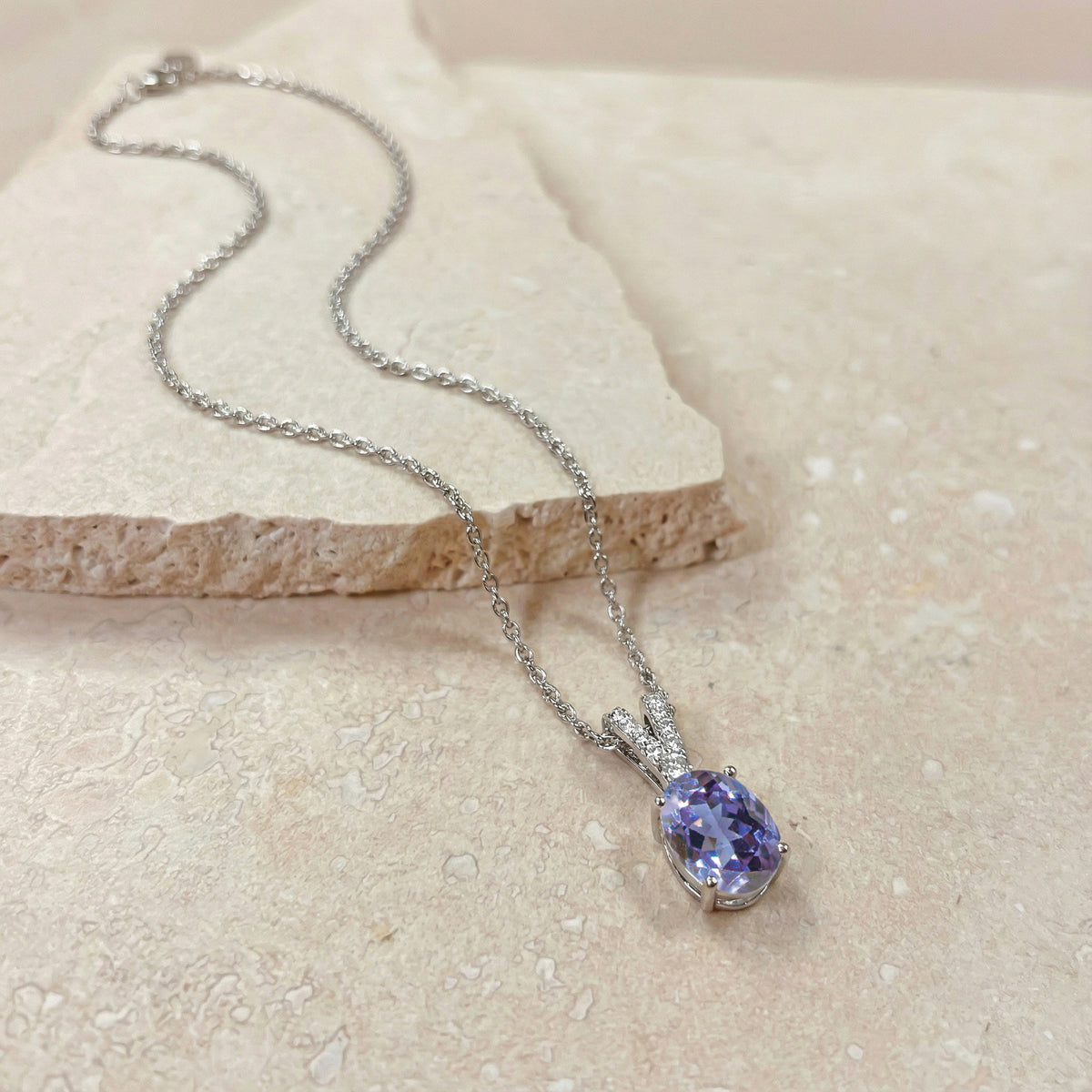 Alexandrite Solitaire Pendant Necklace in 925 Sterling Silver 1.2ct