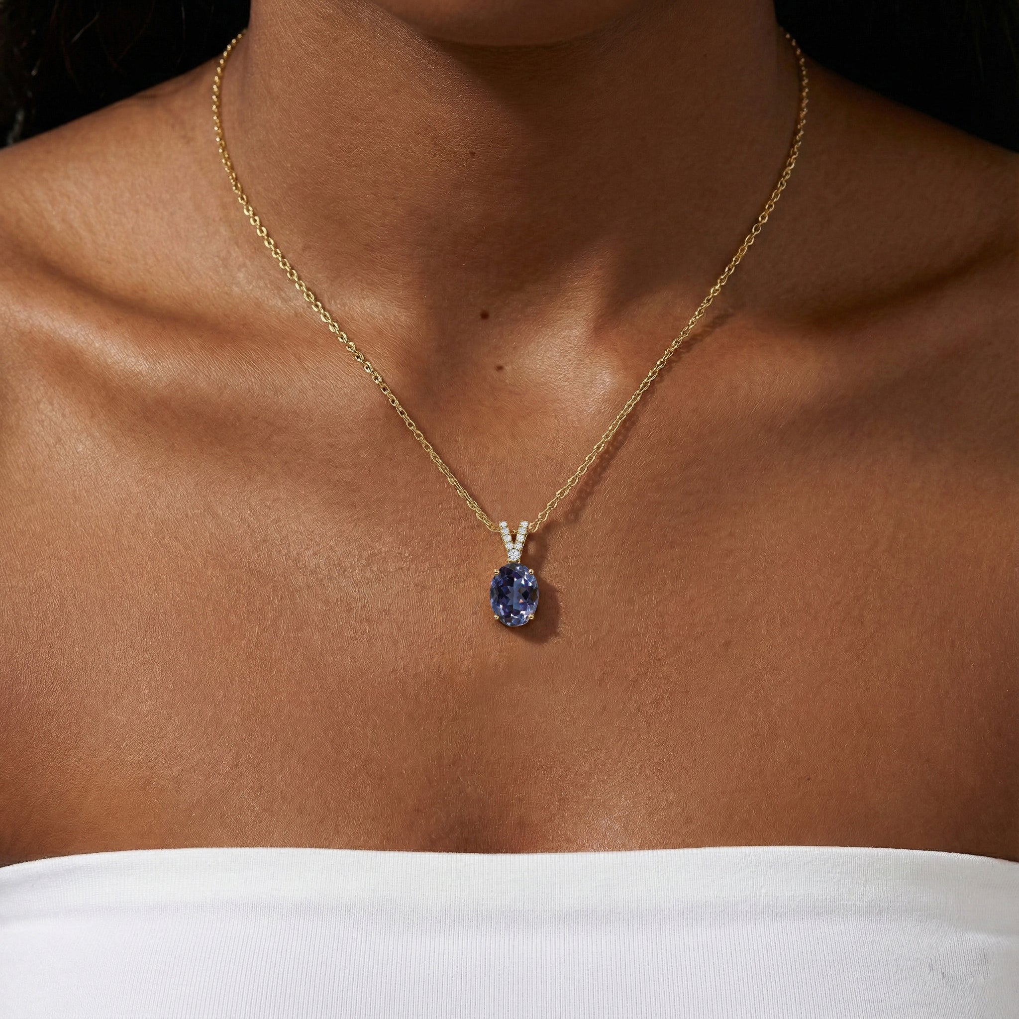 Alexandrite Solitaire Pendant Necklace in 925 Sterling Silver 1.2ct