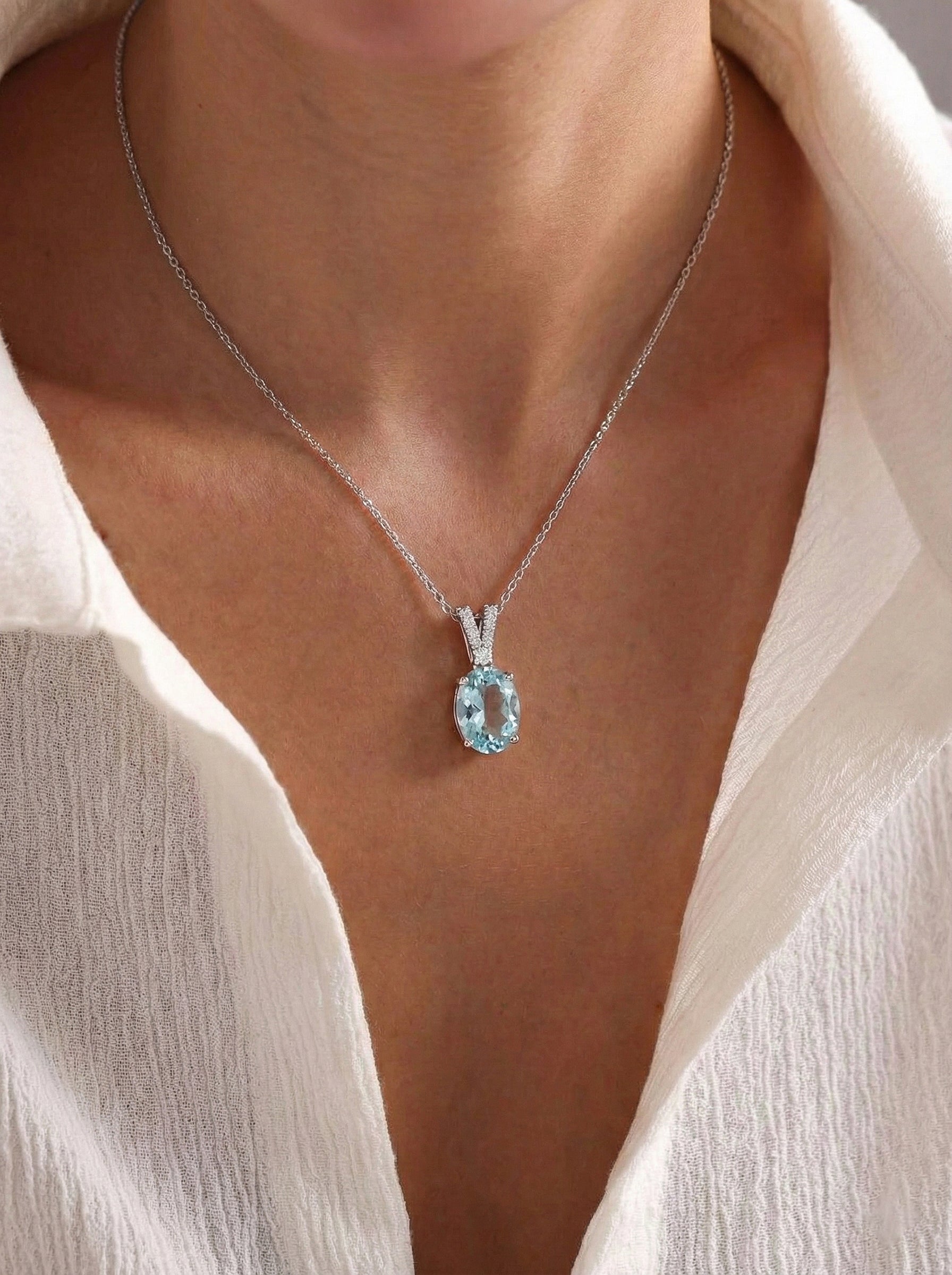 Aquamarine Solitaire Pendant Necklace in 925 Sterling Silver 1.2ct
