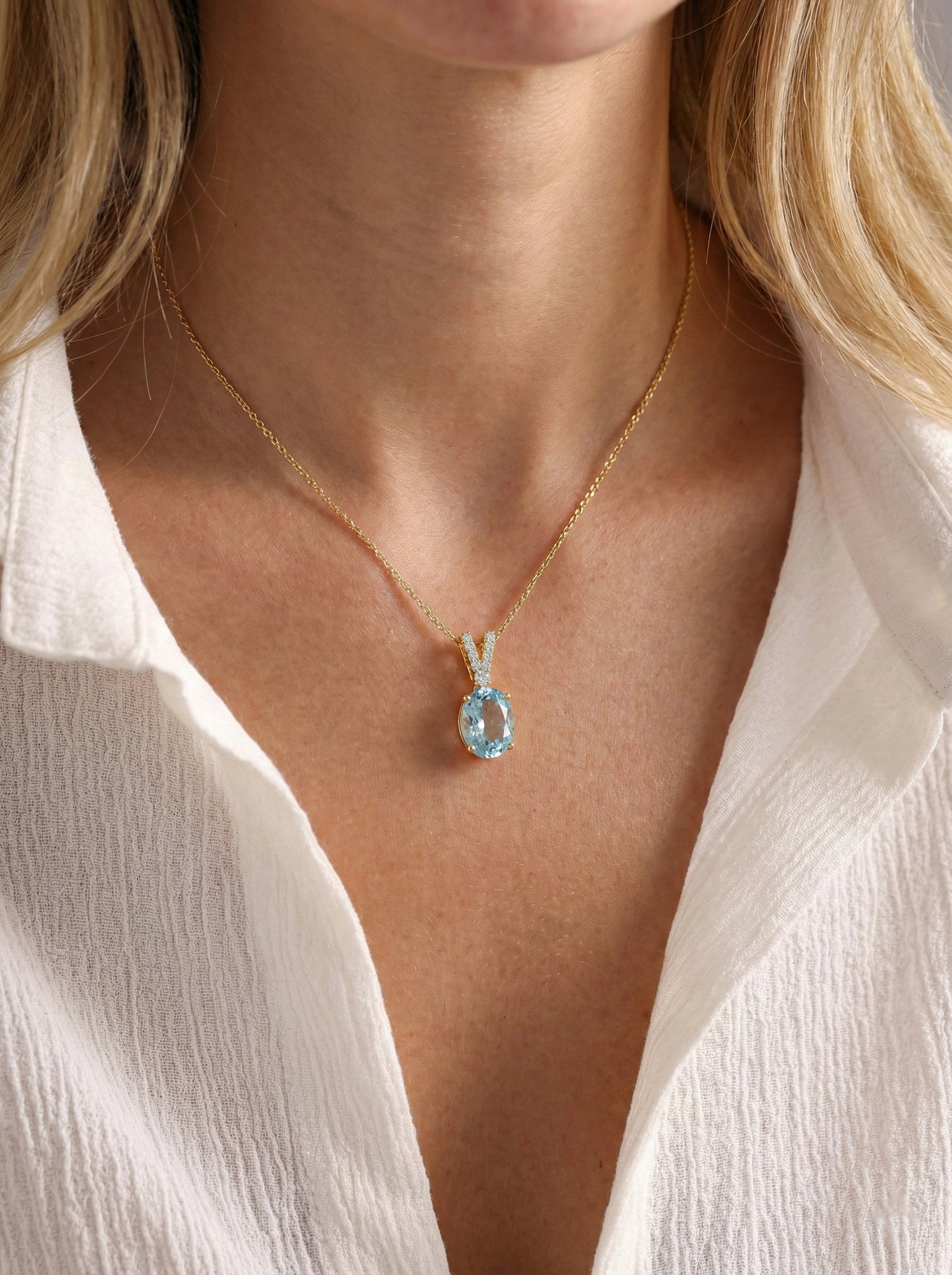 Aquamarine Solitaire Pendant Necklace in 925 Sterling Silver 1.2ct