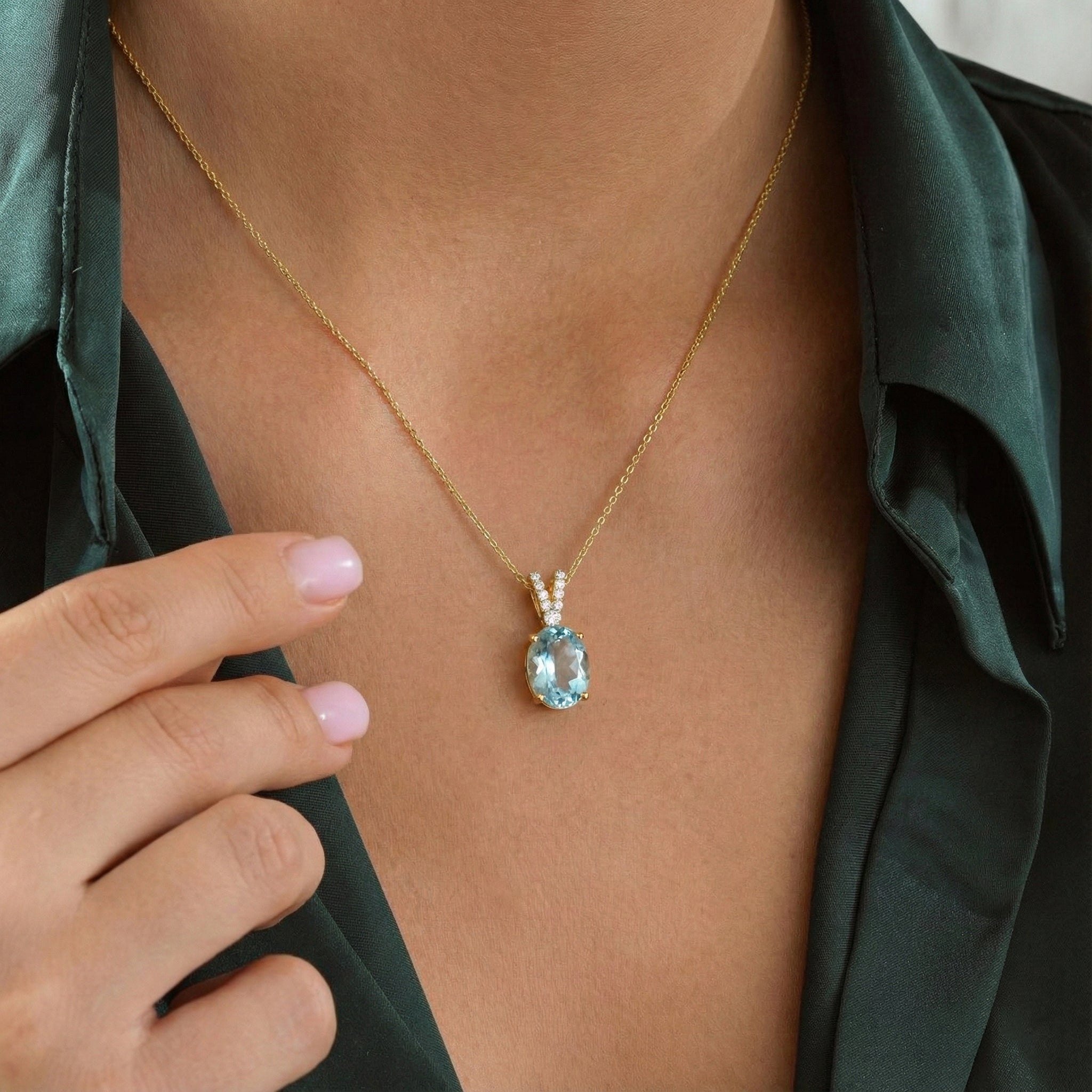 Aquamarine Solitaire Pendant Necklace in 925 Sterling Silver 1.2ct