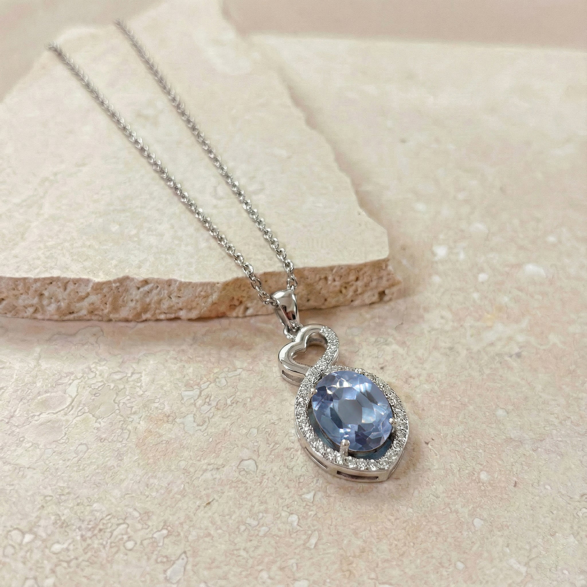 Alexandrite Oval Infinity Twist Heart Pendant Necklace in 925 Sterling Silver 1.2ct