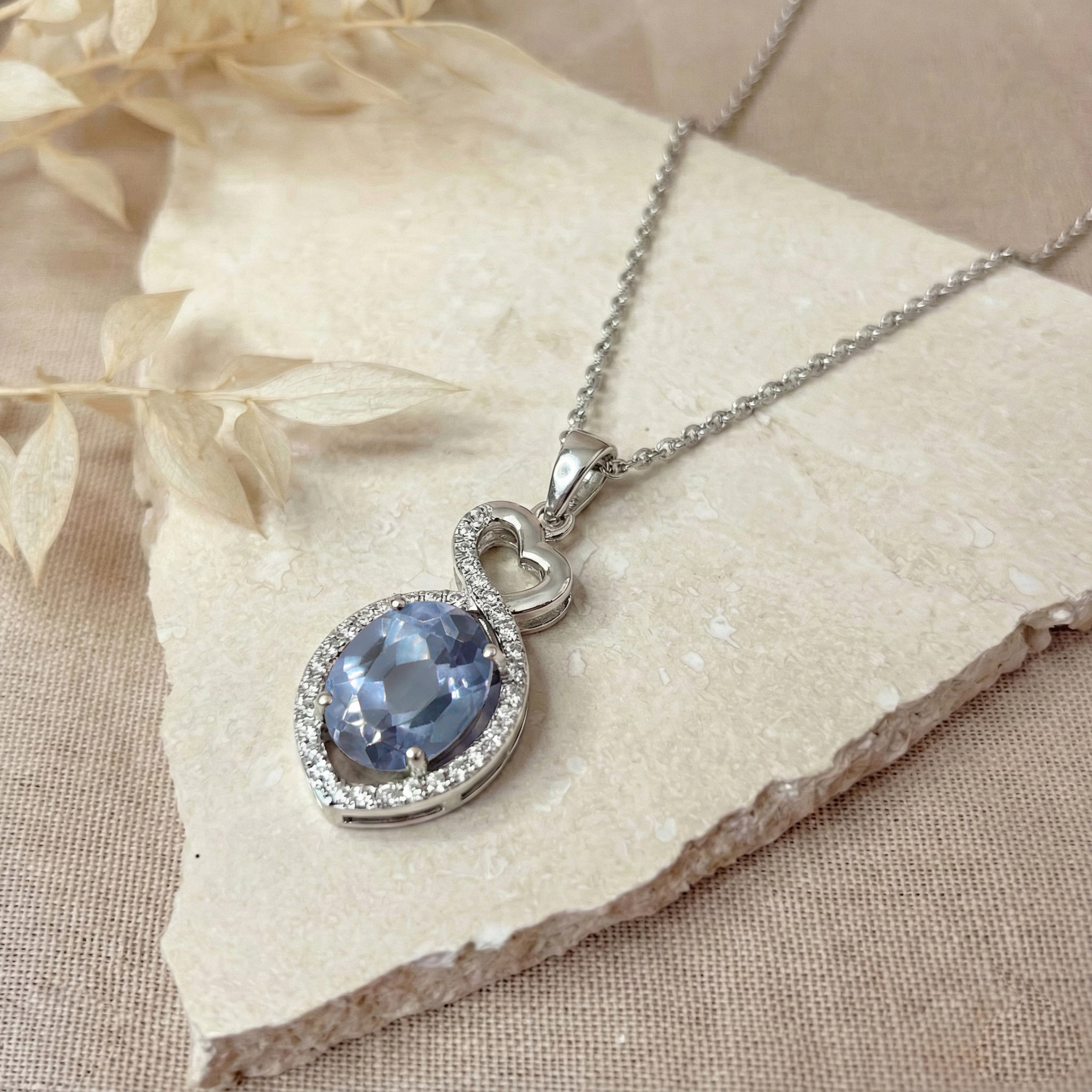 Alexandrite Oval Infinity Twist Heart Pendant Necklace in 925 Sterling Silver 1.2ct