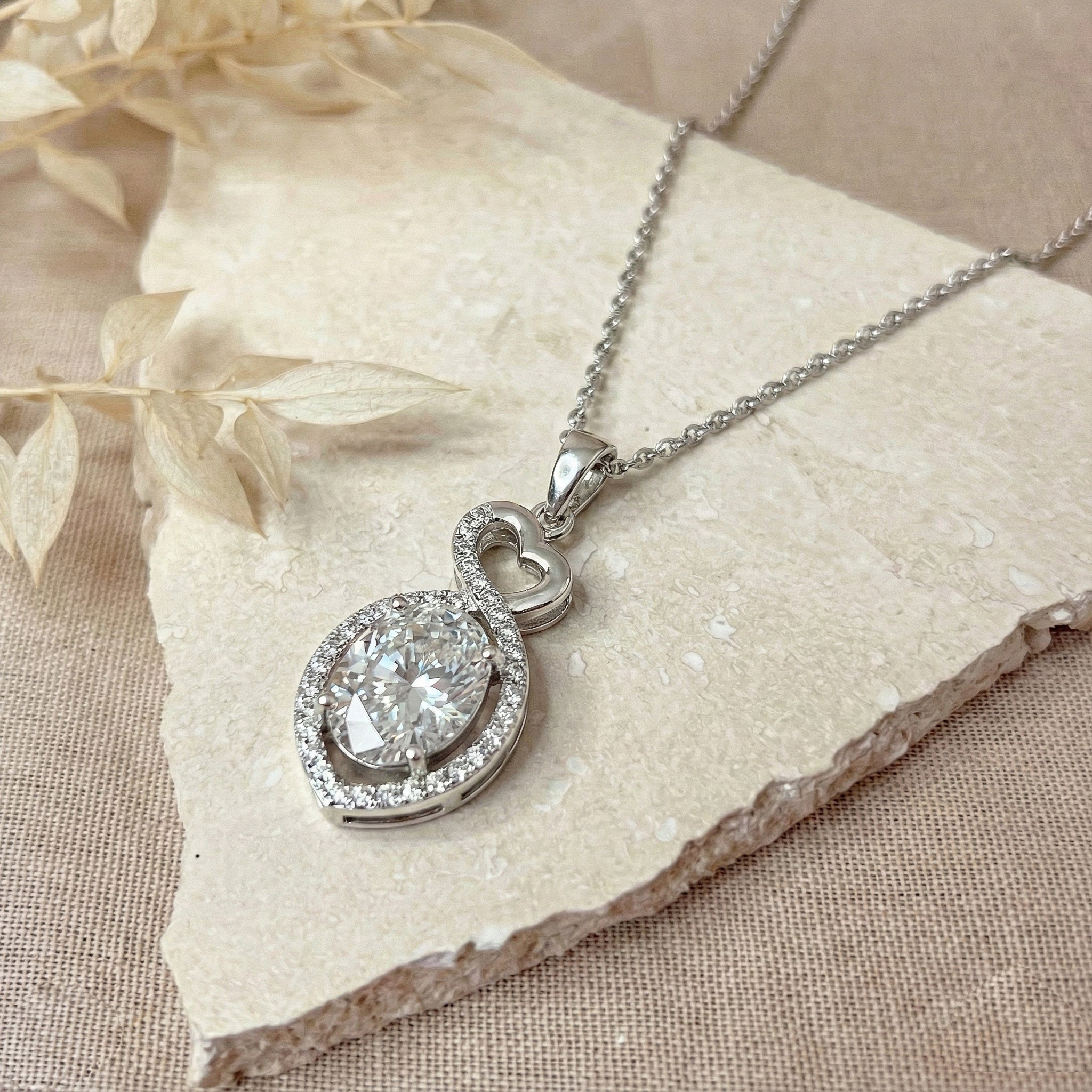 Cubic Zirconia Oval Infinity Twist Heart Pendant Necklace in 925 Sterling Silver 1.2ct