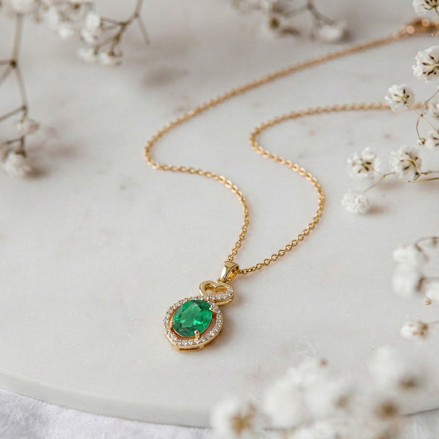 Emerald Oval Infinity Twist Heart Pendant Necklace in 925 Sterling Silver 1.2ct