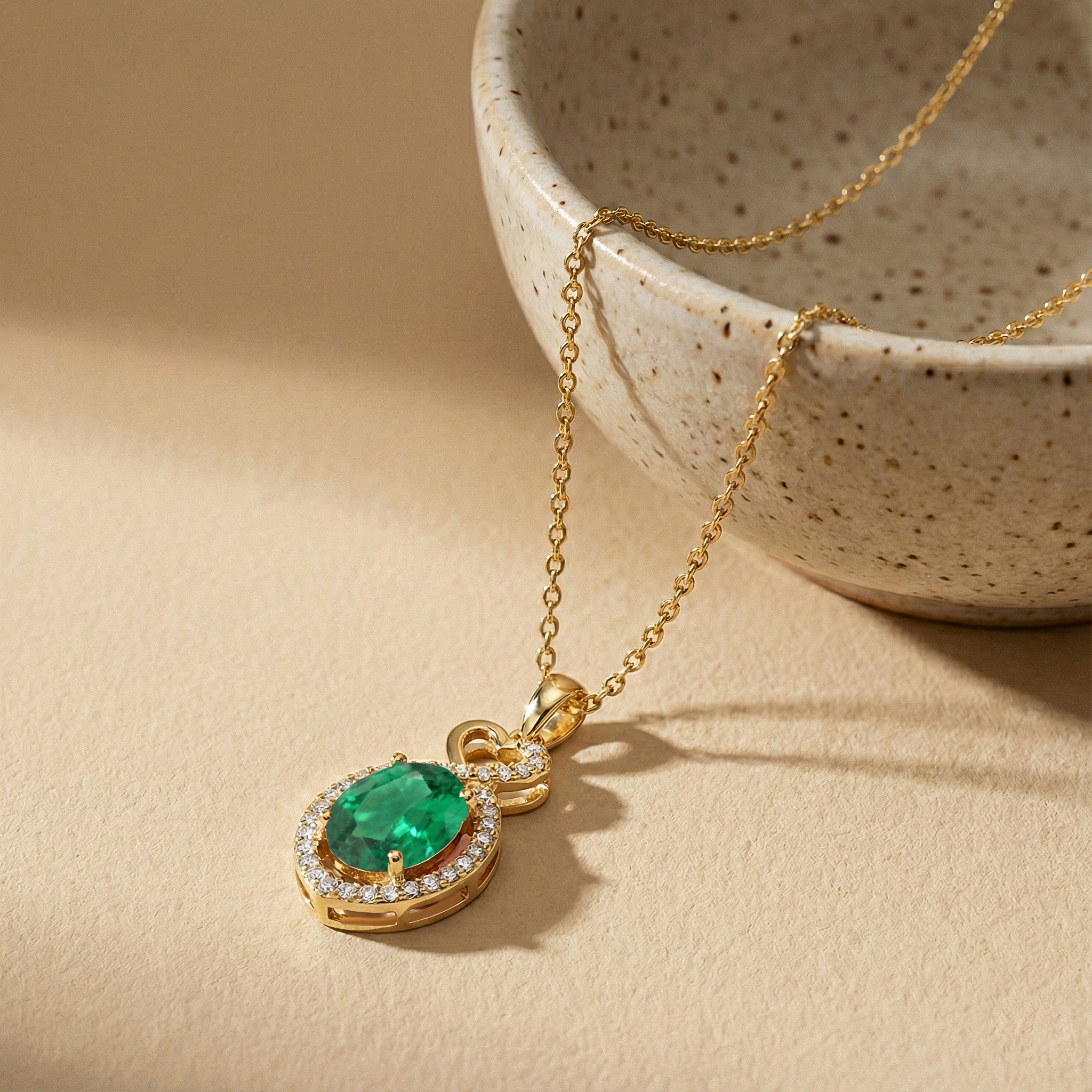 Emerald Oval Infinity Twist Heart Pendant Necklace in 925 Sterling Silver 1.2ct