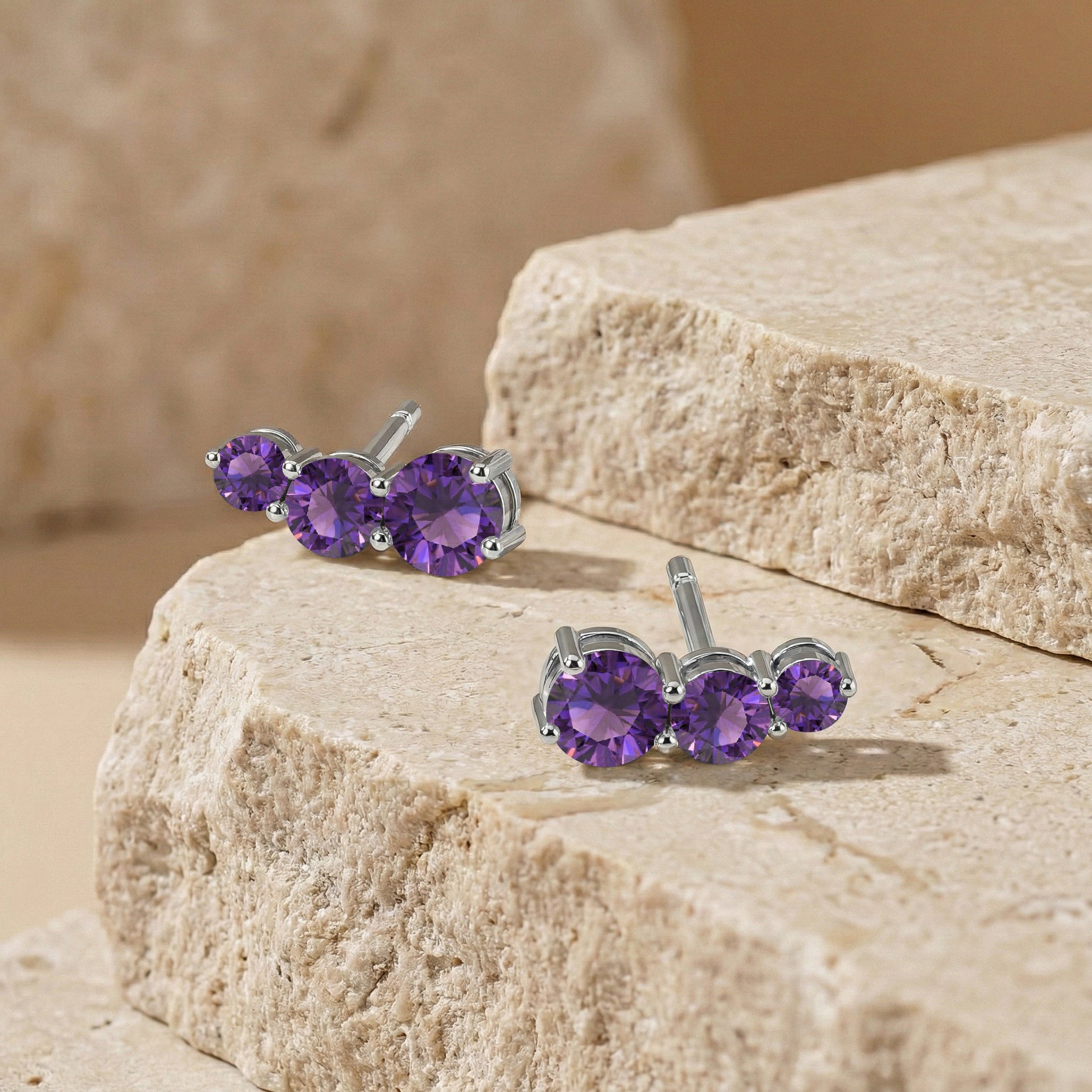 Amethyst Round Stud Earring in 925 Sterling Silver 5X4X3MM 1.40 ct.