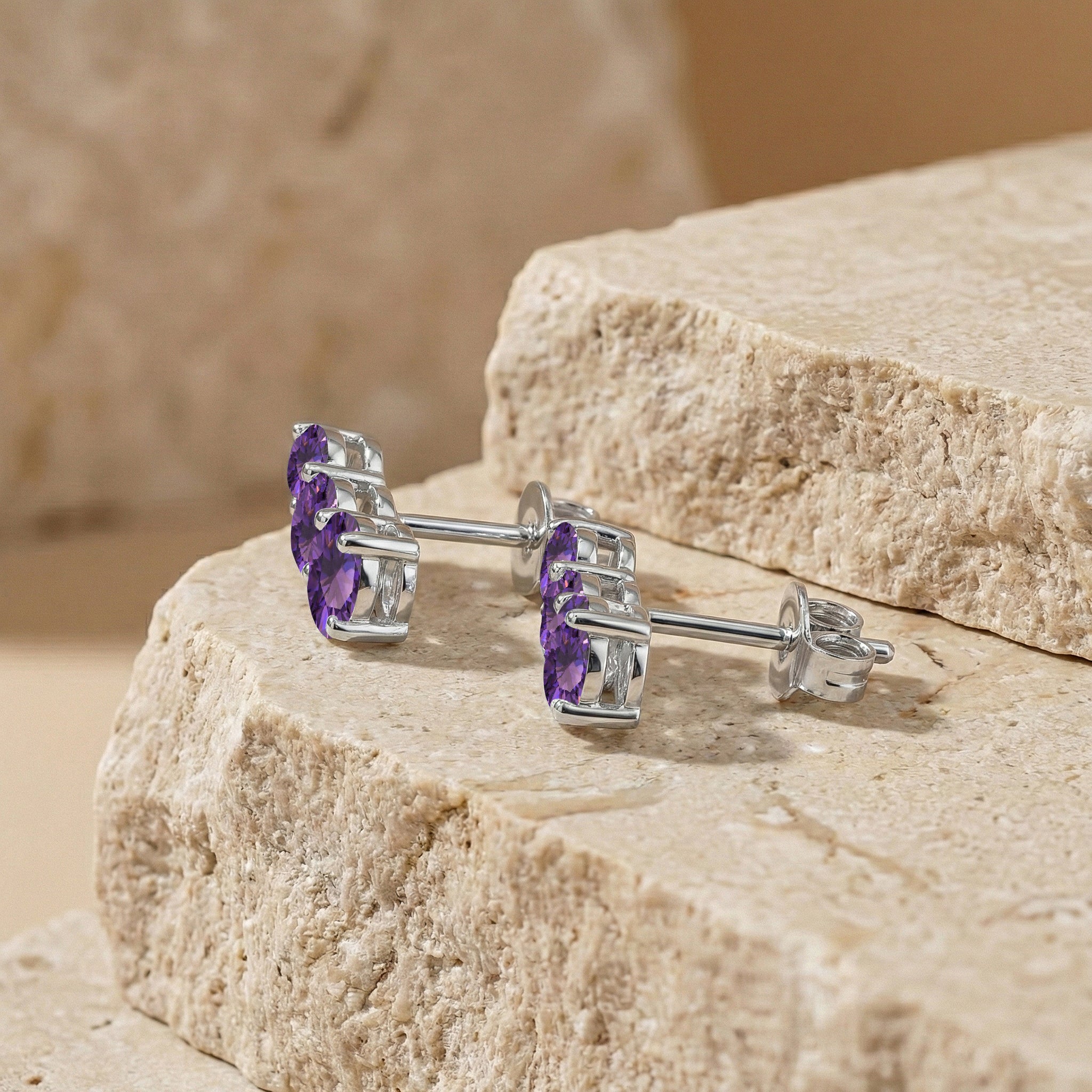 Amethyst Round Stud Earring in 925 Sterling Silver 5X4X3MM 1.40 ct.