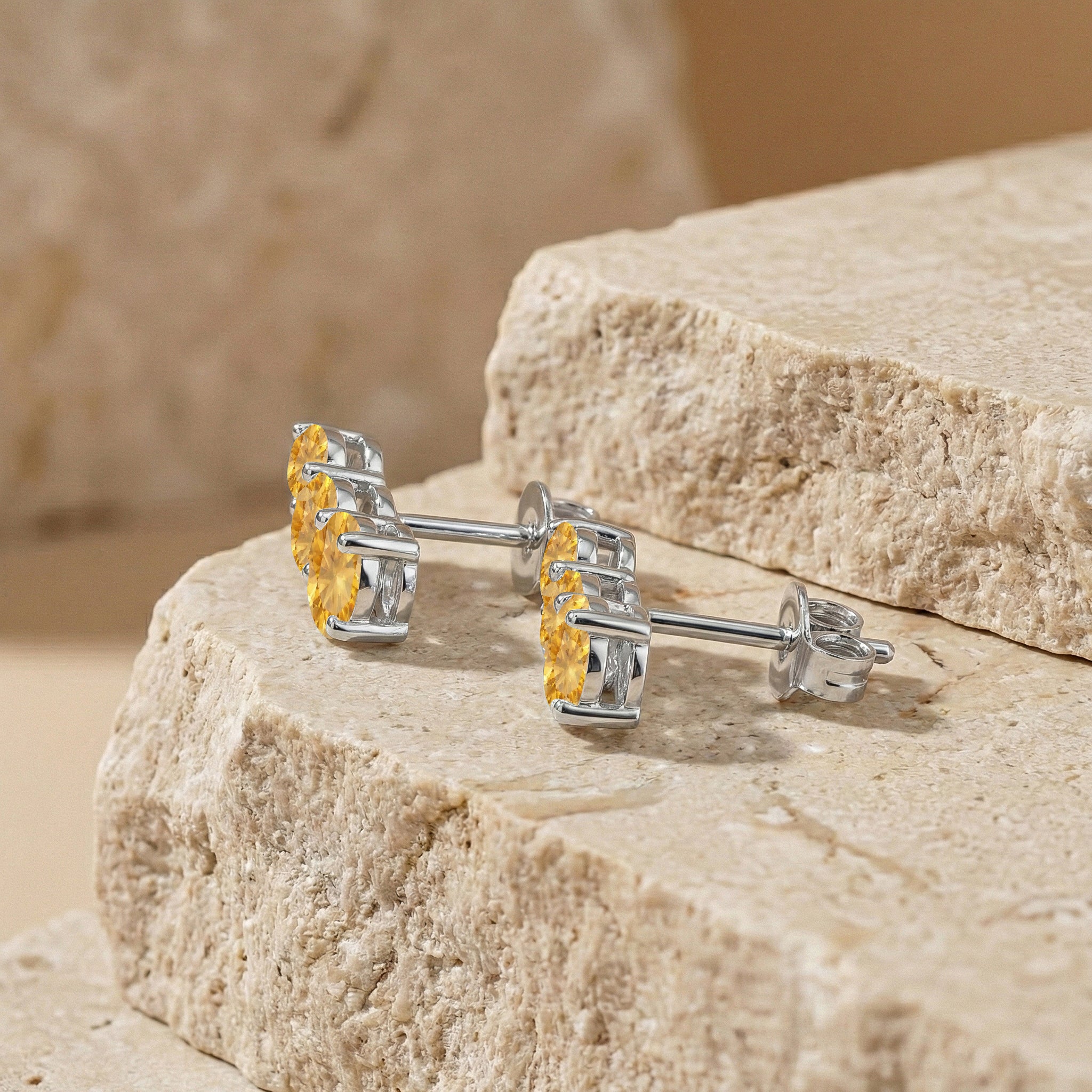 Citrine Round Stud Earring in 925 Sterling Silver 5X4X3MM 1.40 ct.