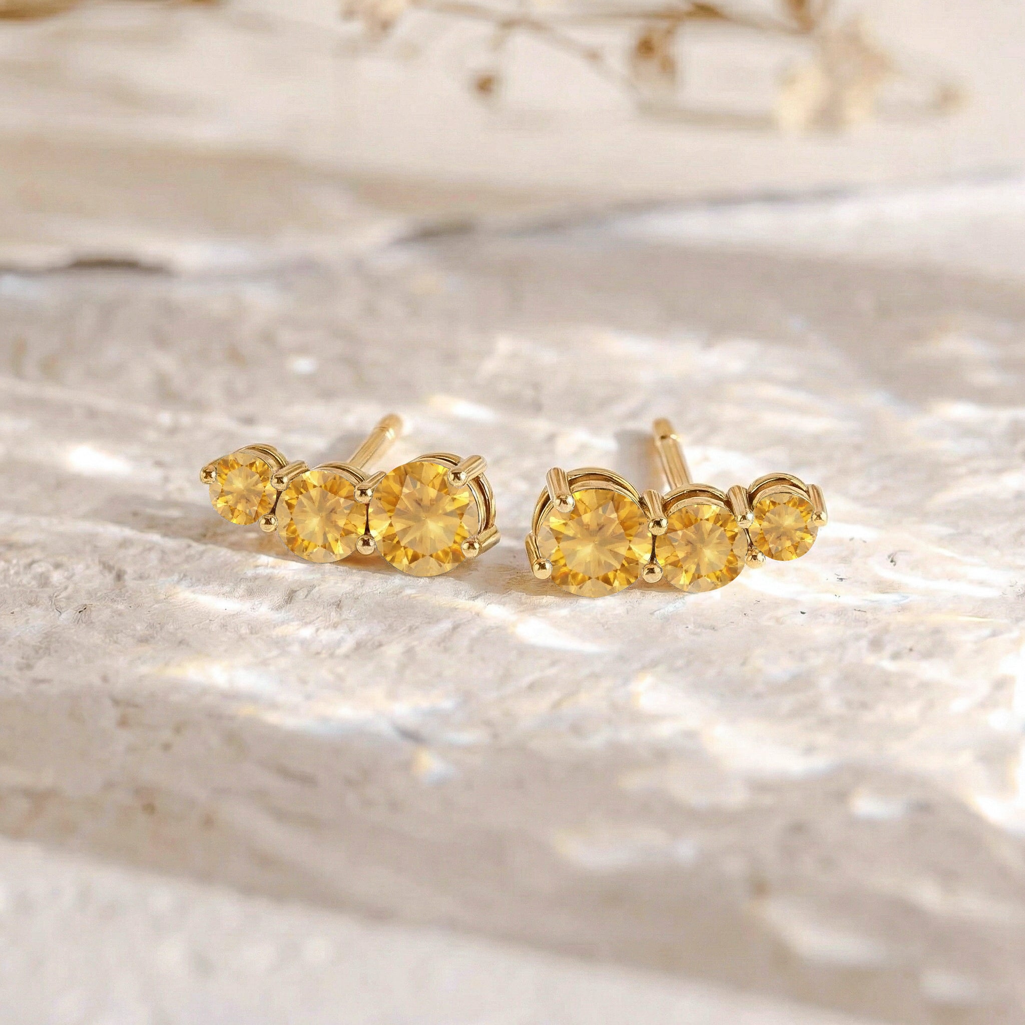 Citrine Round Stud Earring in 925 Sterling Silver 5X4X3MM 1.40 ct.