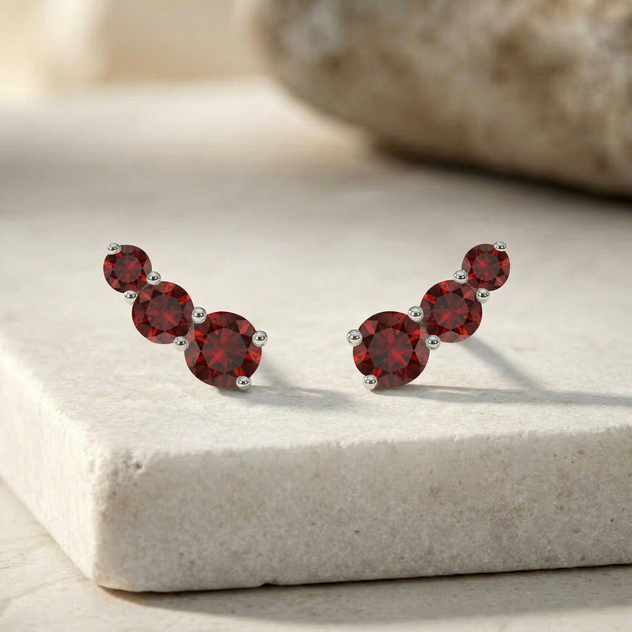Garnet Round Stud Earring in 925 Sterling Silver 5X4X3MM 1.40 ct.