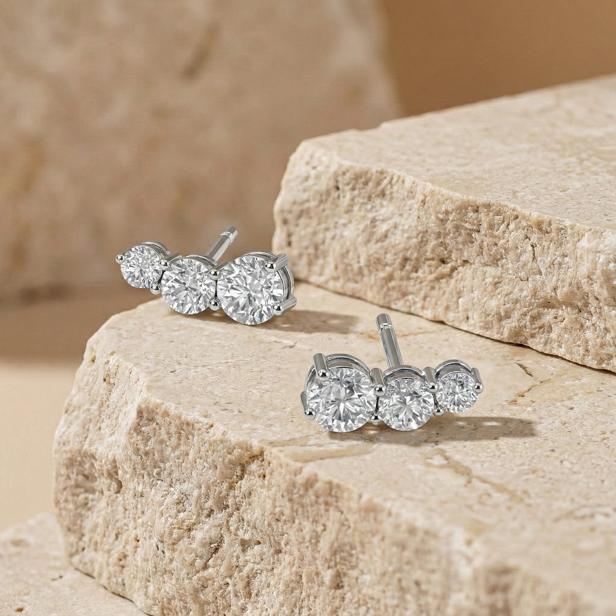 Simulated Diamond Round Stud Earring in 925 Sterling Silver 5X4X3MM 1.40 ct.