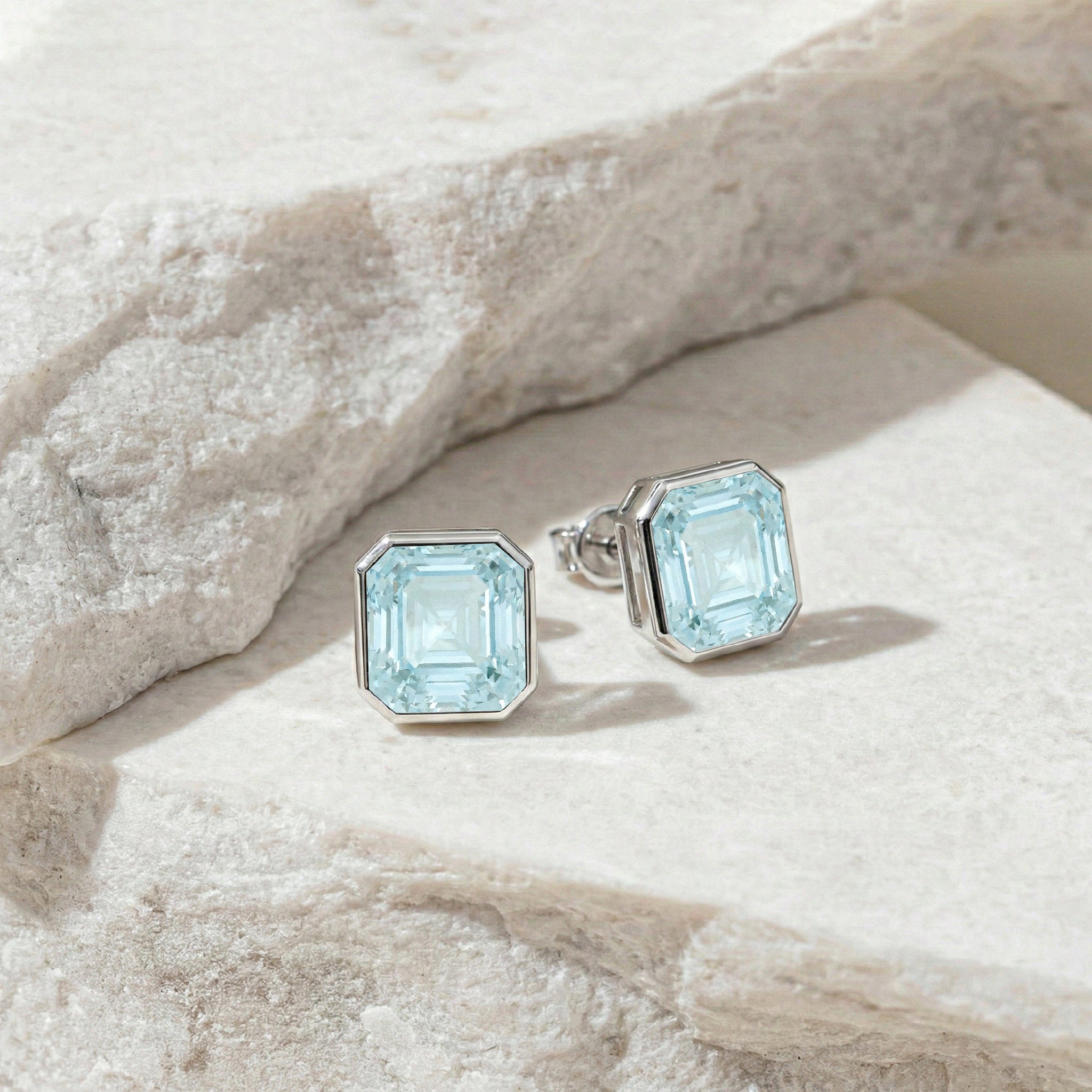 Aquamarine Octagon Stud Earring in 925 Sterling Silver 6MM 2ct.