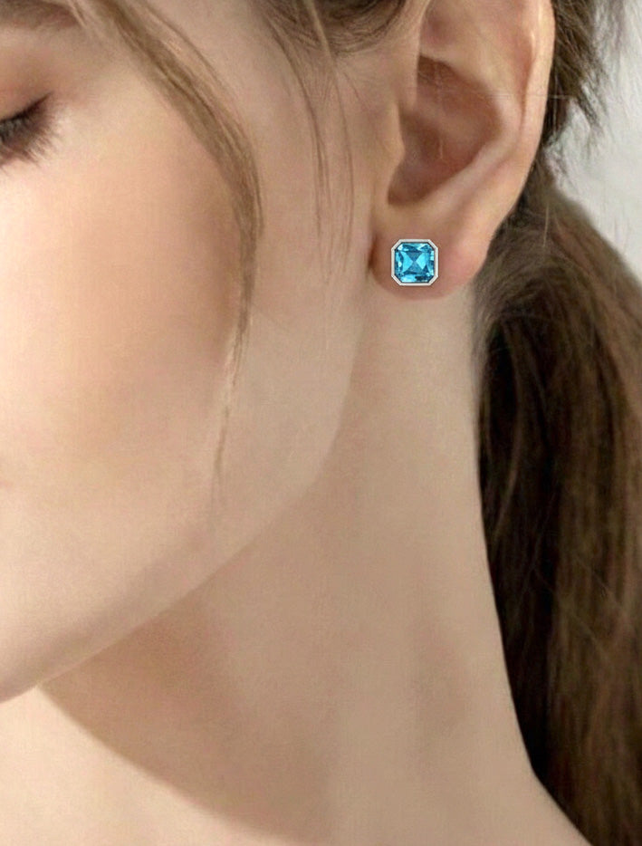 Blue Topaz Octagon Stud Earring in 925 Sterling Silver 6MM 2ct.