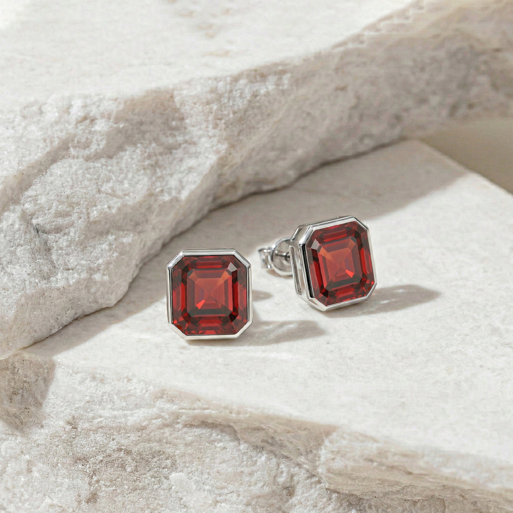 Garnet Octagon Stud Earring in 925 Sterling Silver 6MM 2ct.
