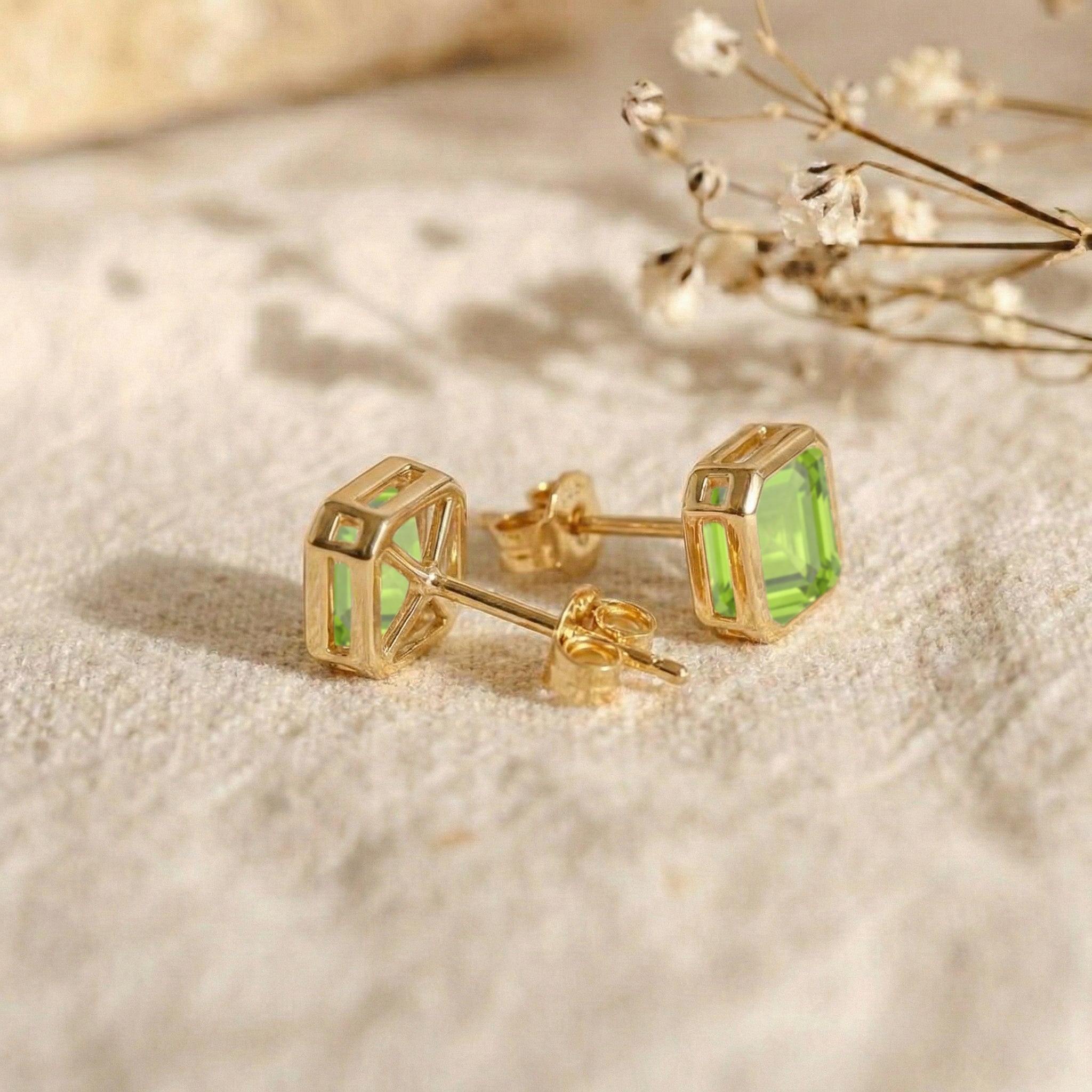 Peridot Octagon Stud Earring in 925 Sterling Silver 6MM 2ct.