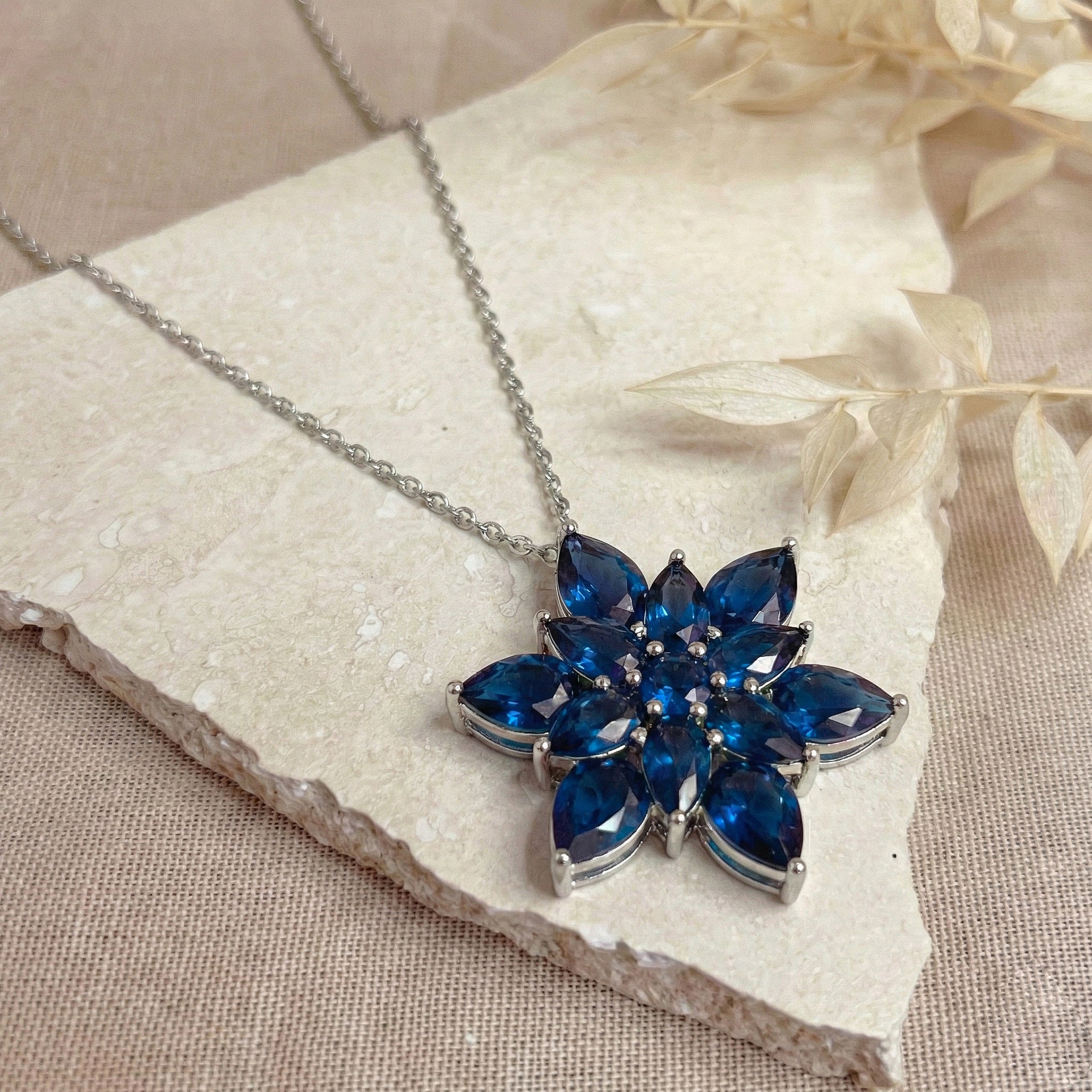 Blue Sapphire Pear Floral Pendant Necklace in 925 Sterling Silver 5.70ct
